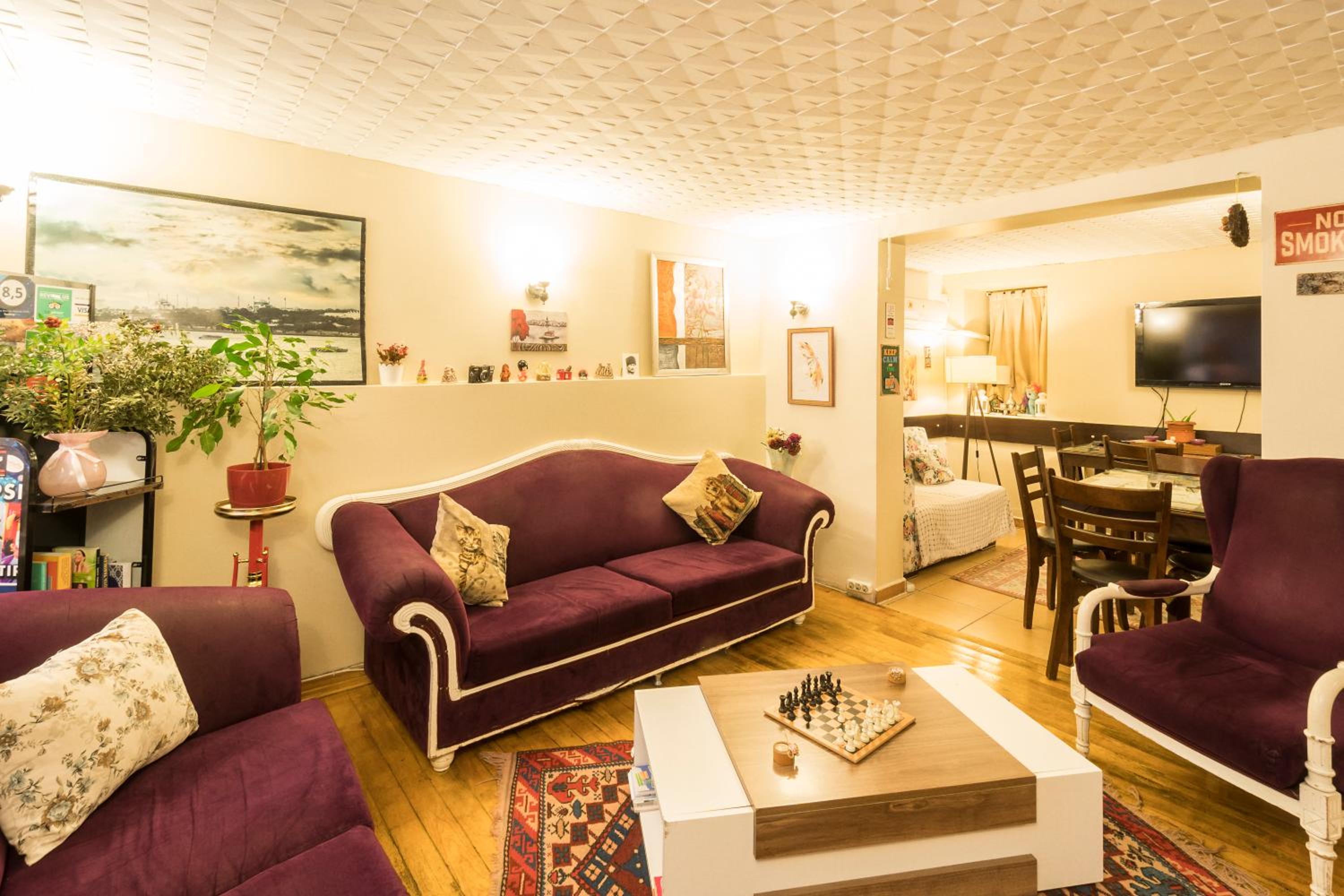 lounge