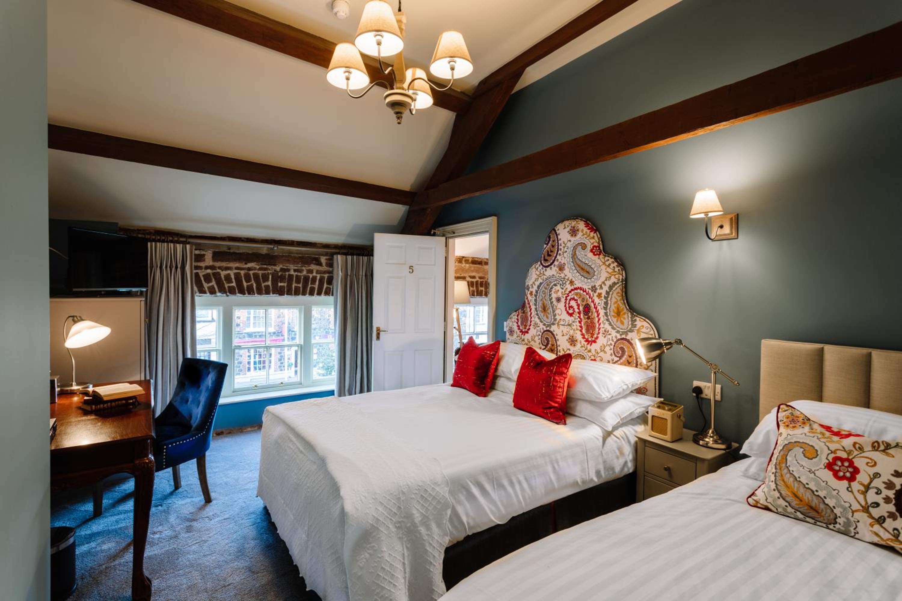 Photo 65