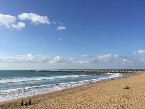 Appartement moderne à 5 min de la plage de Mehdia Vacances idéales 2026