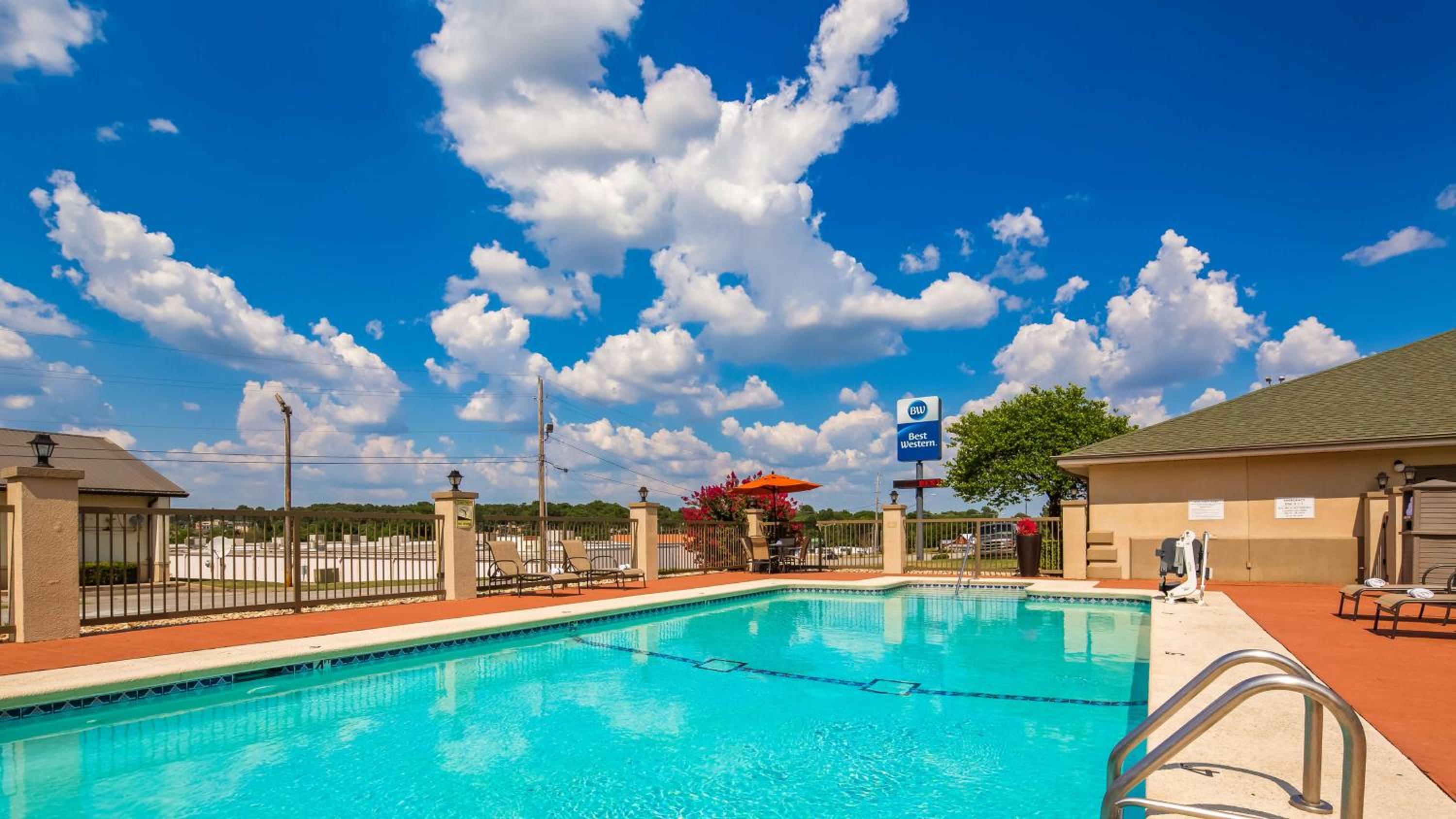 Best Western TimberRidge Inn