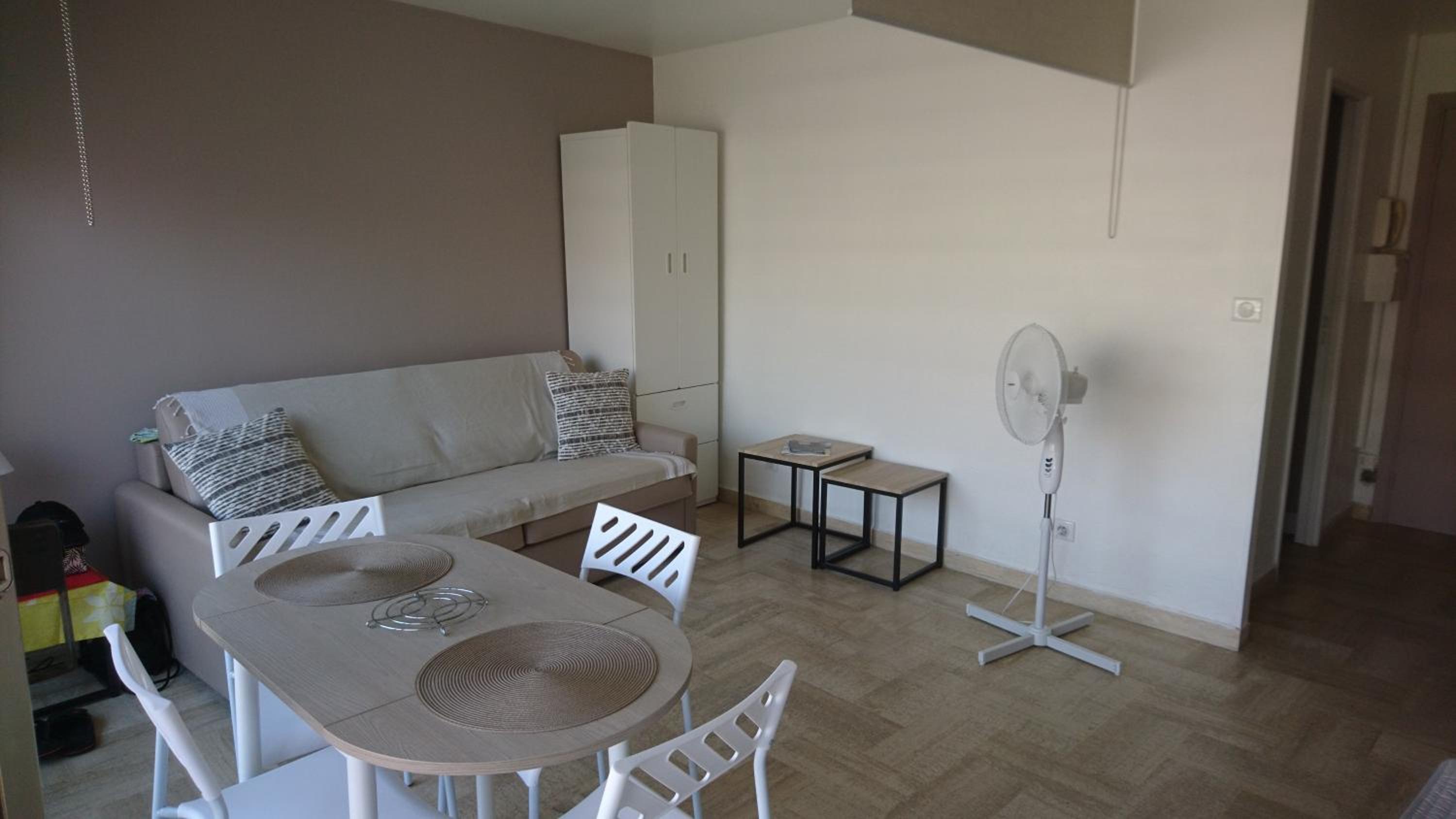 Beau studio vue Mer Cannes photo 4
