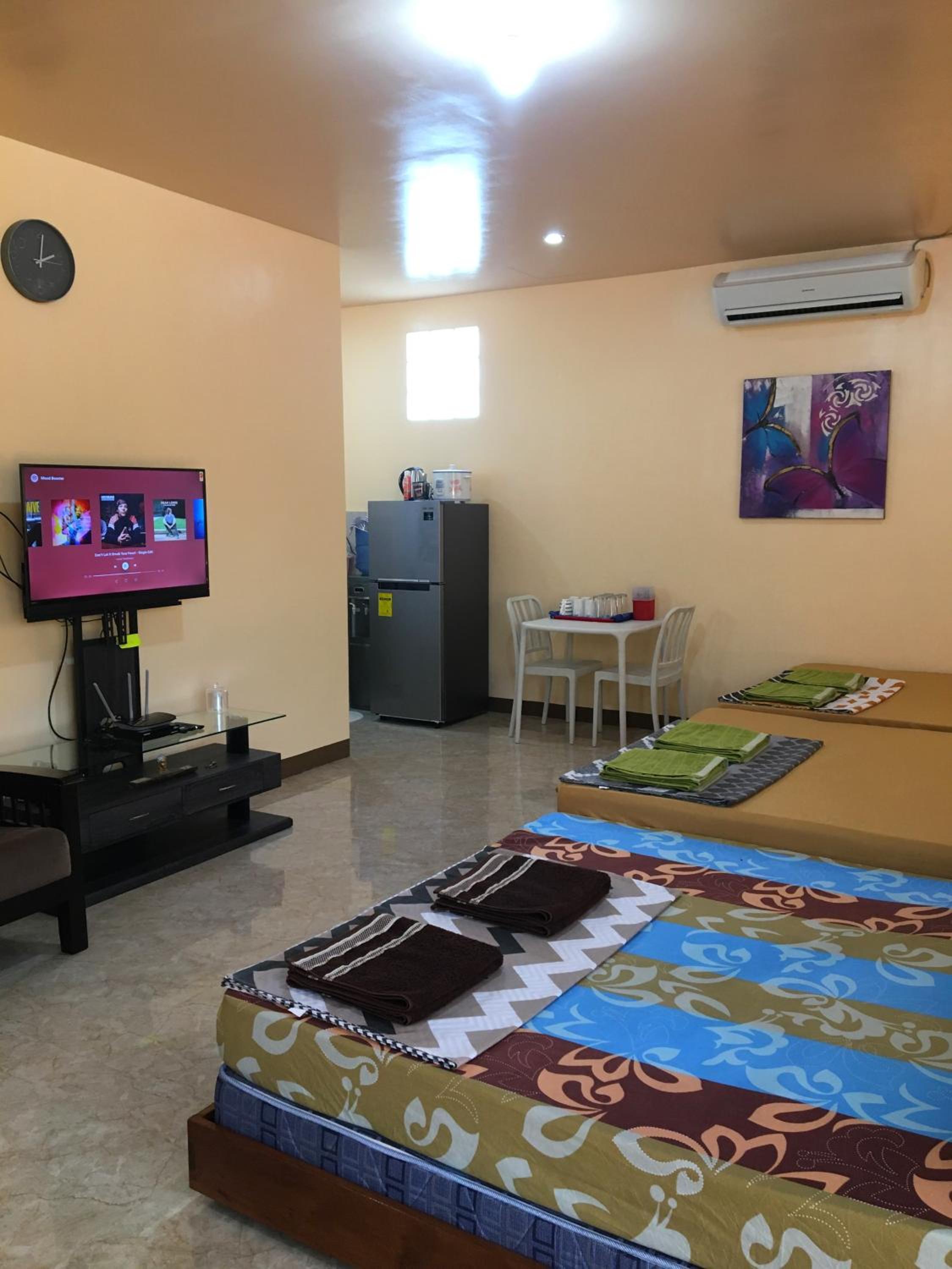 Studio-Type Villa for 8pax + Pool(Exclusive) + Netflix + Wifi view 3