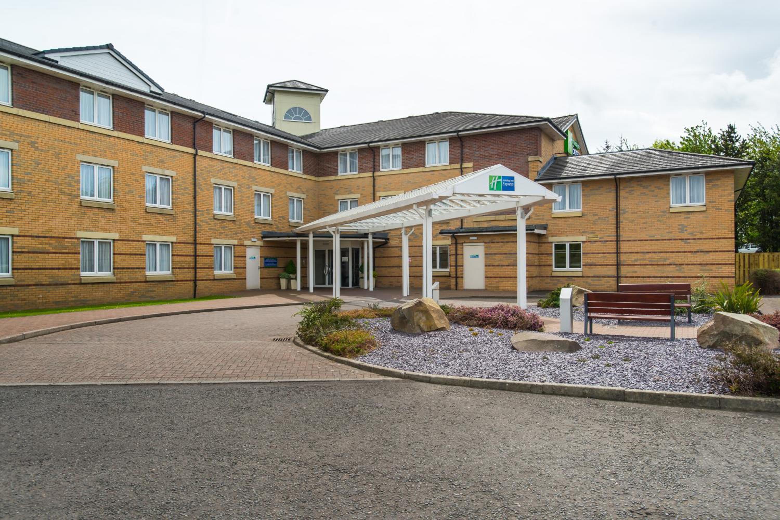 Stirling Vacations - Holiday Inn Express Stirling, an IHG Hotel - Property Image 3