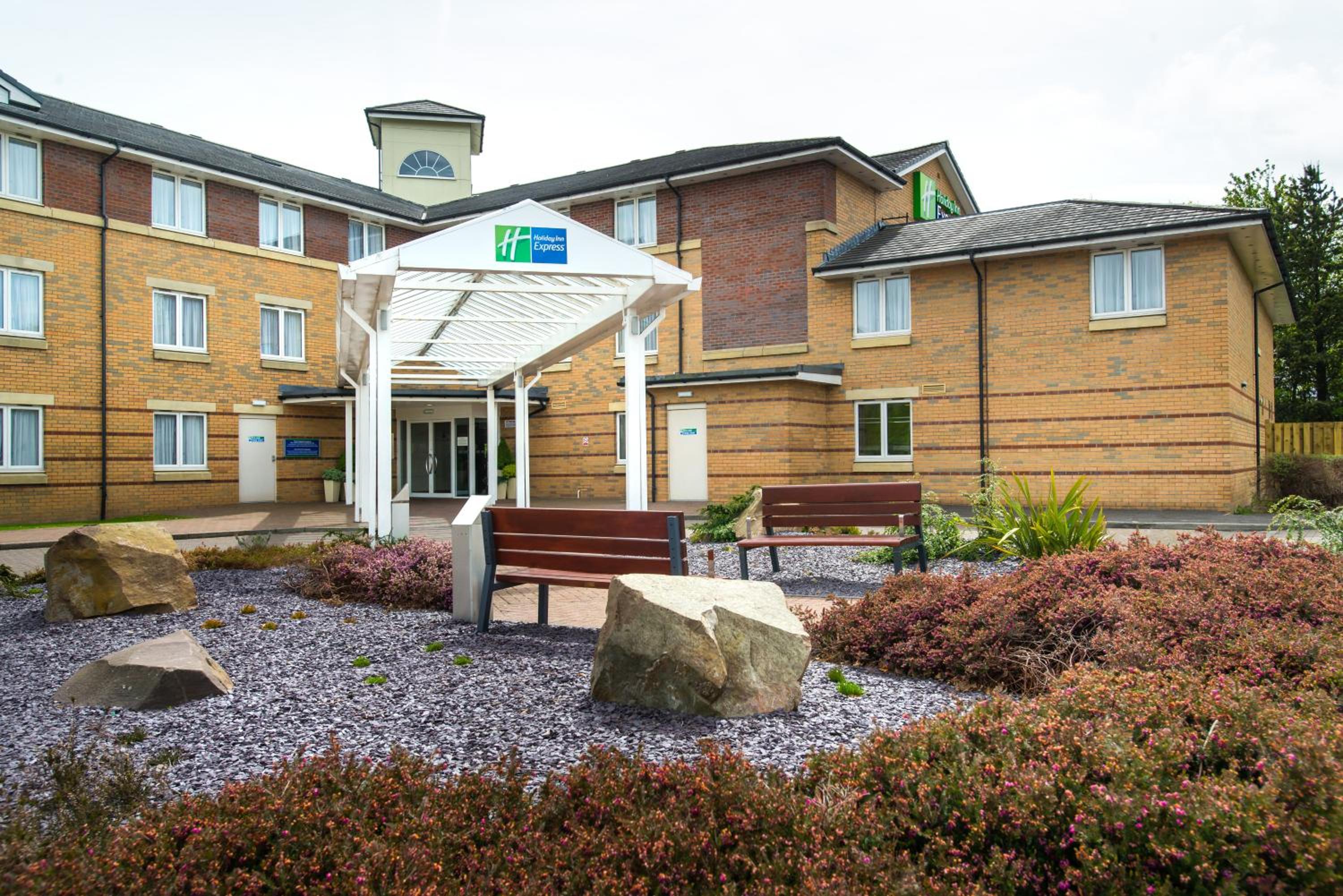 Stirling Vacations - Holiday Inn Express Stirling, an IHG Hotel - Property Image 10