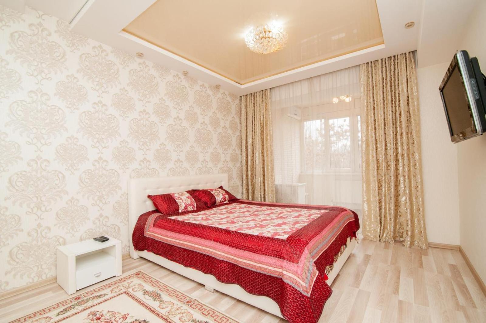 Lia*s Deluxe Apartment in the Center view 4