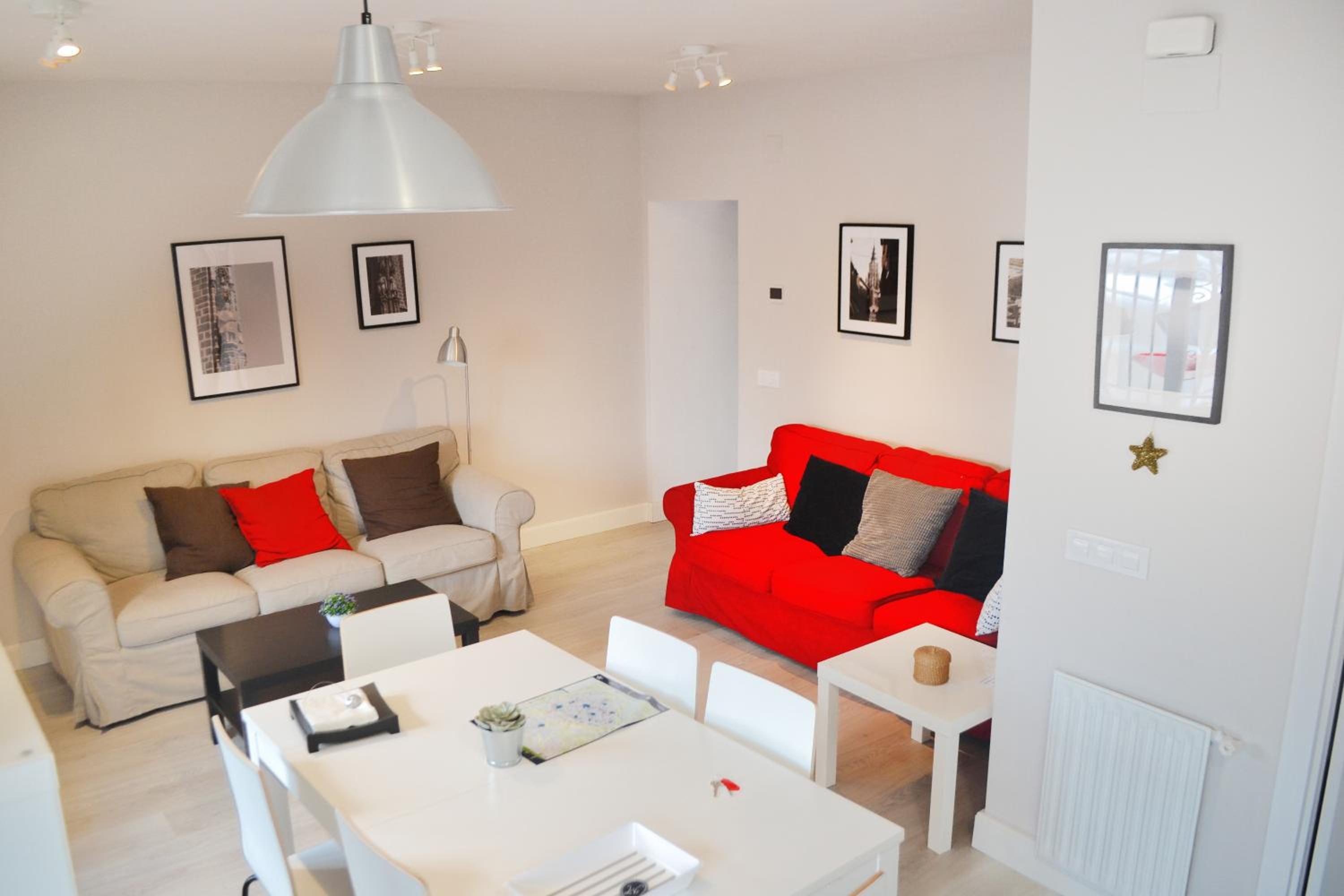 Apartamento El Monasterio - Living Toledo