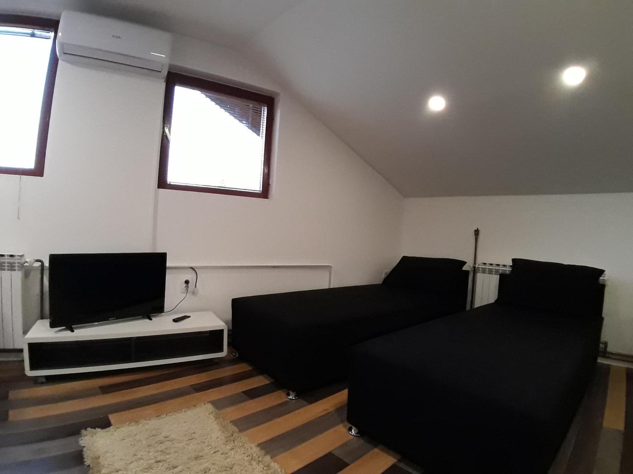Apartments In Heart view 4