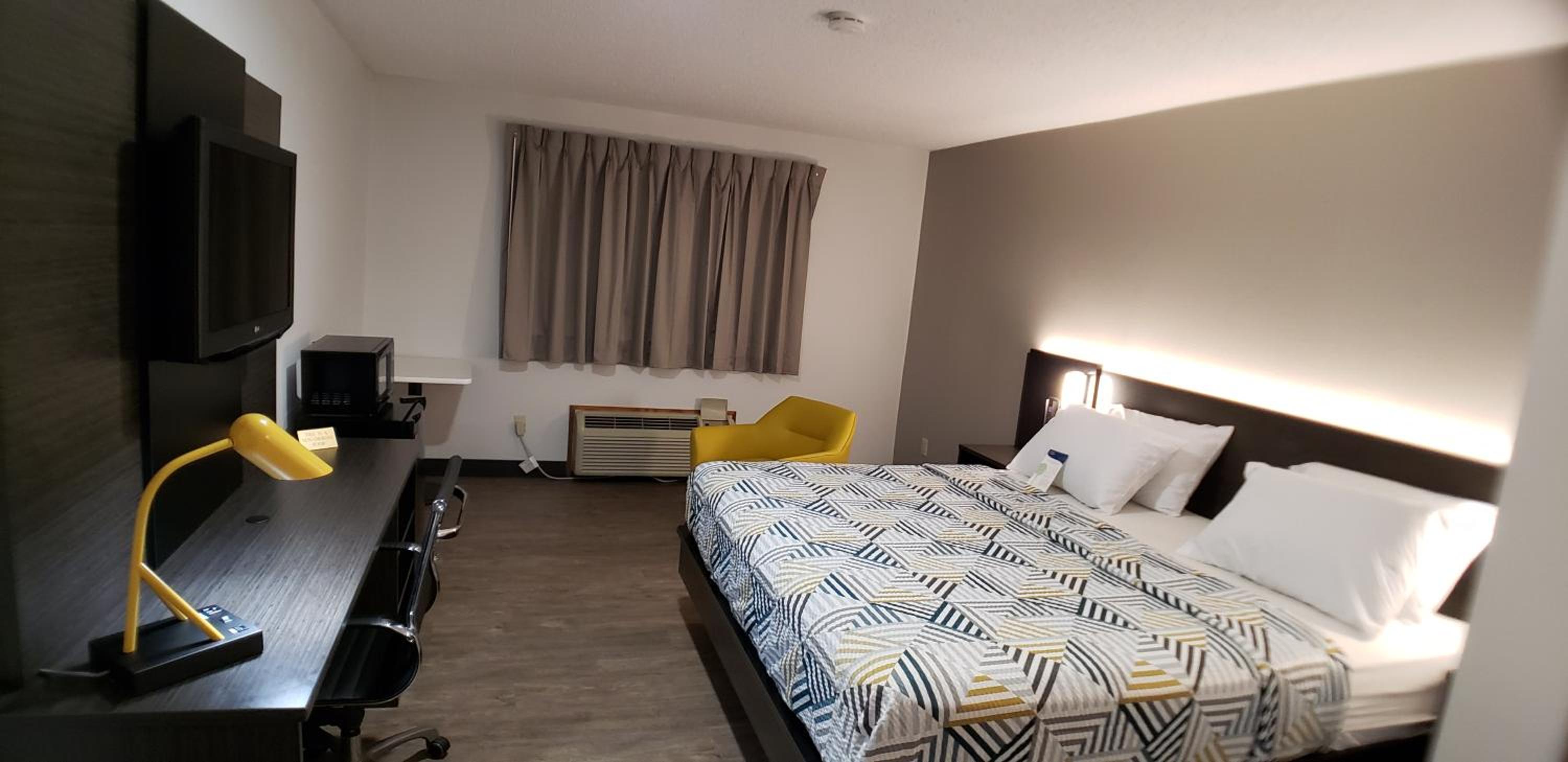 Motel 6-Kewanee, IL - Property Image 48