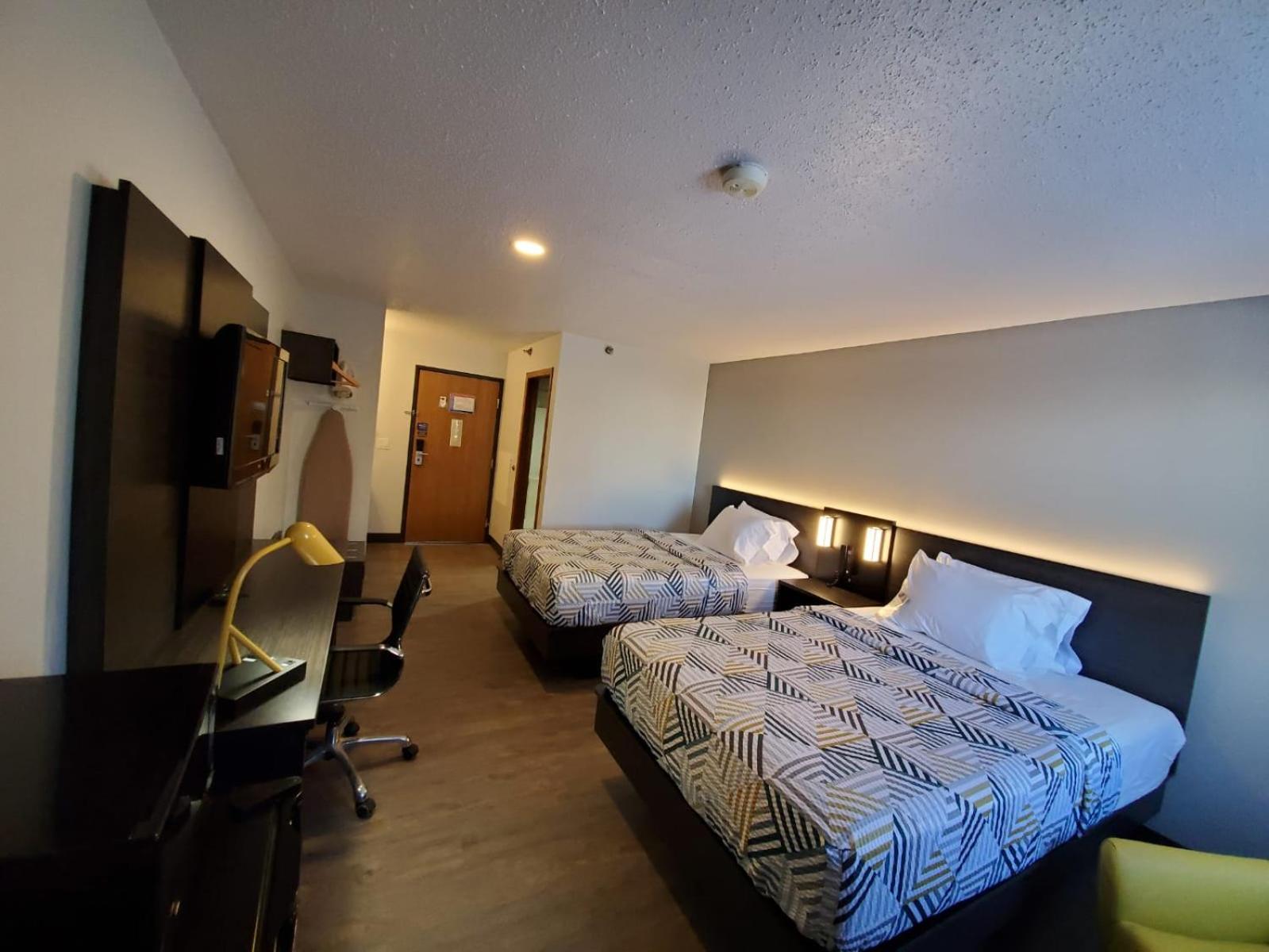 Motel 6-Kewanee, IL - Property Image 21