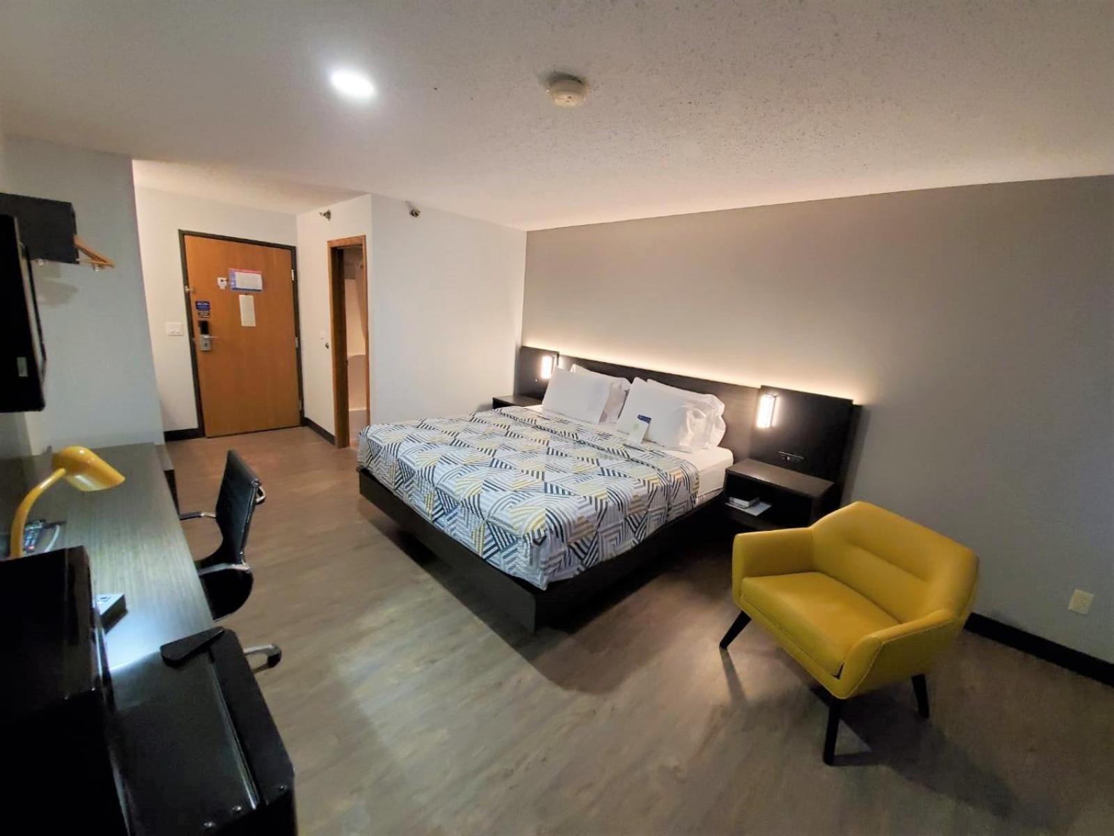 Motel 6-Kewanee, IL - Property Image 10