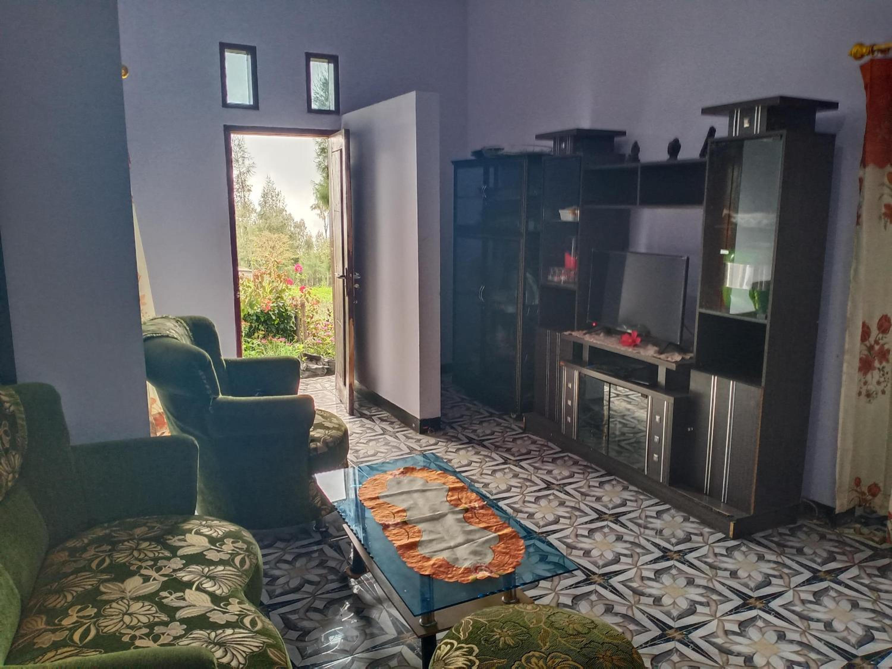 Elen Homestay by ABM view 4