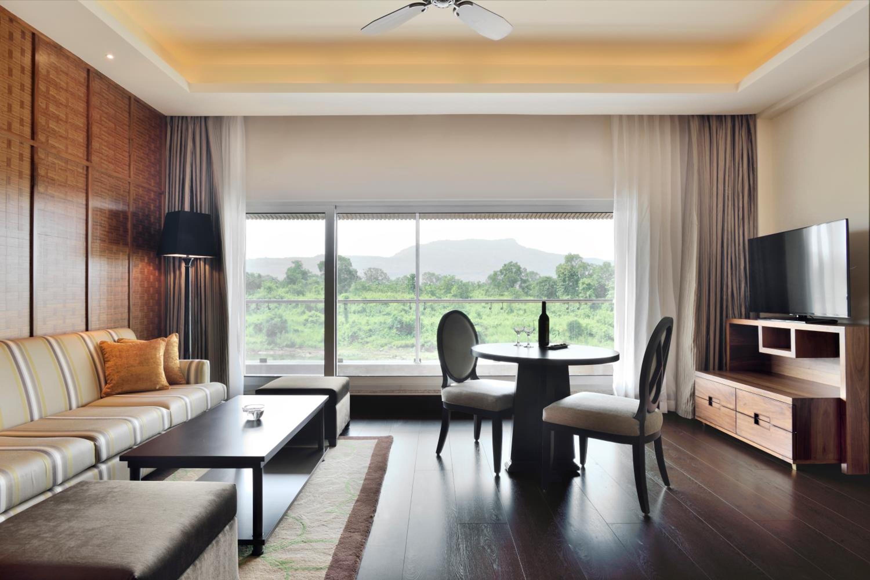 Radisson Blu Plaza Resort & Convention Centre Karjat