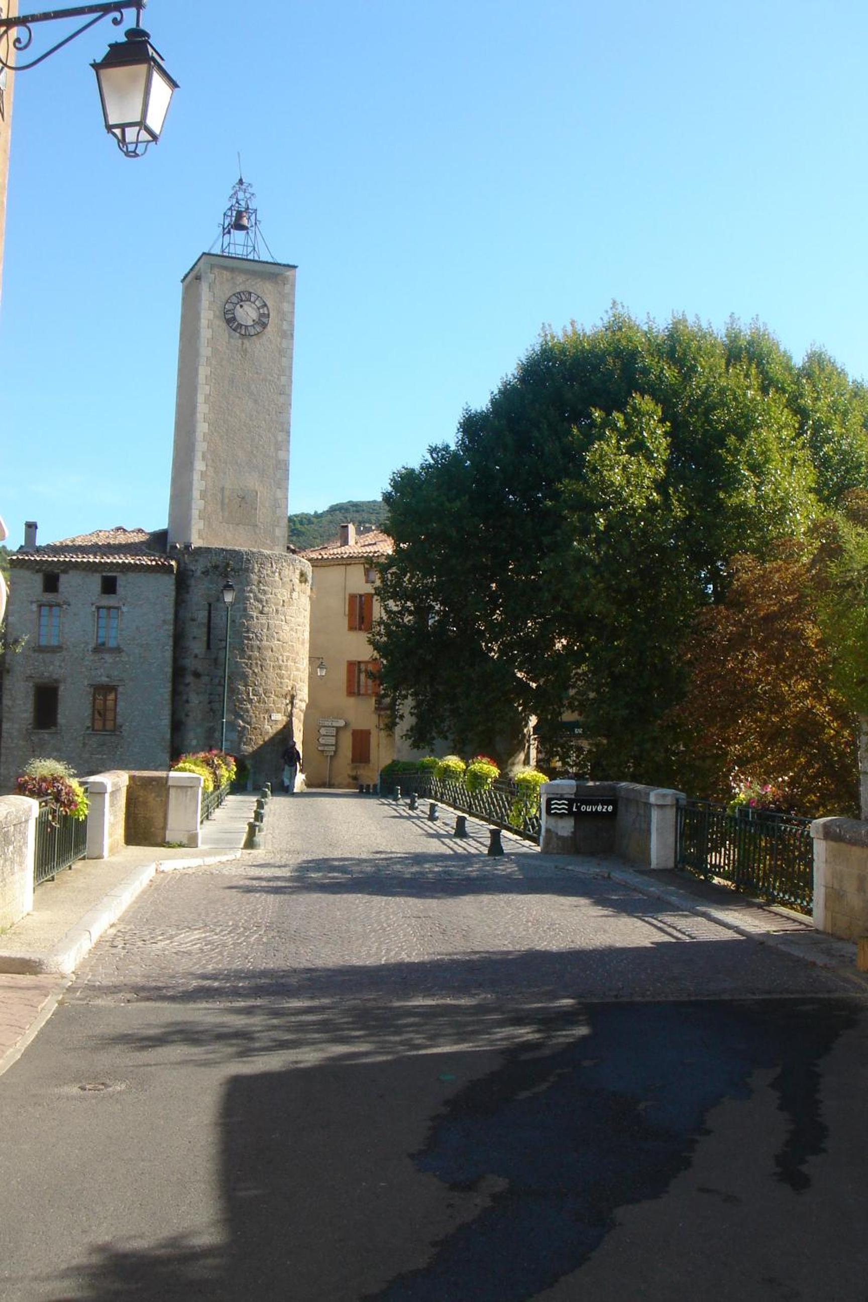 Photo 12