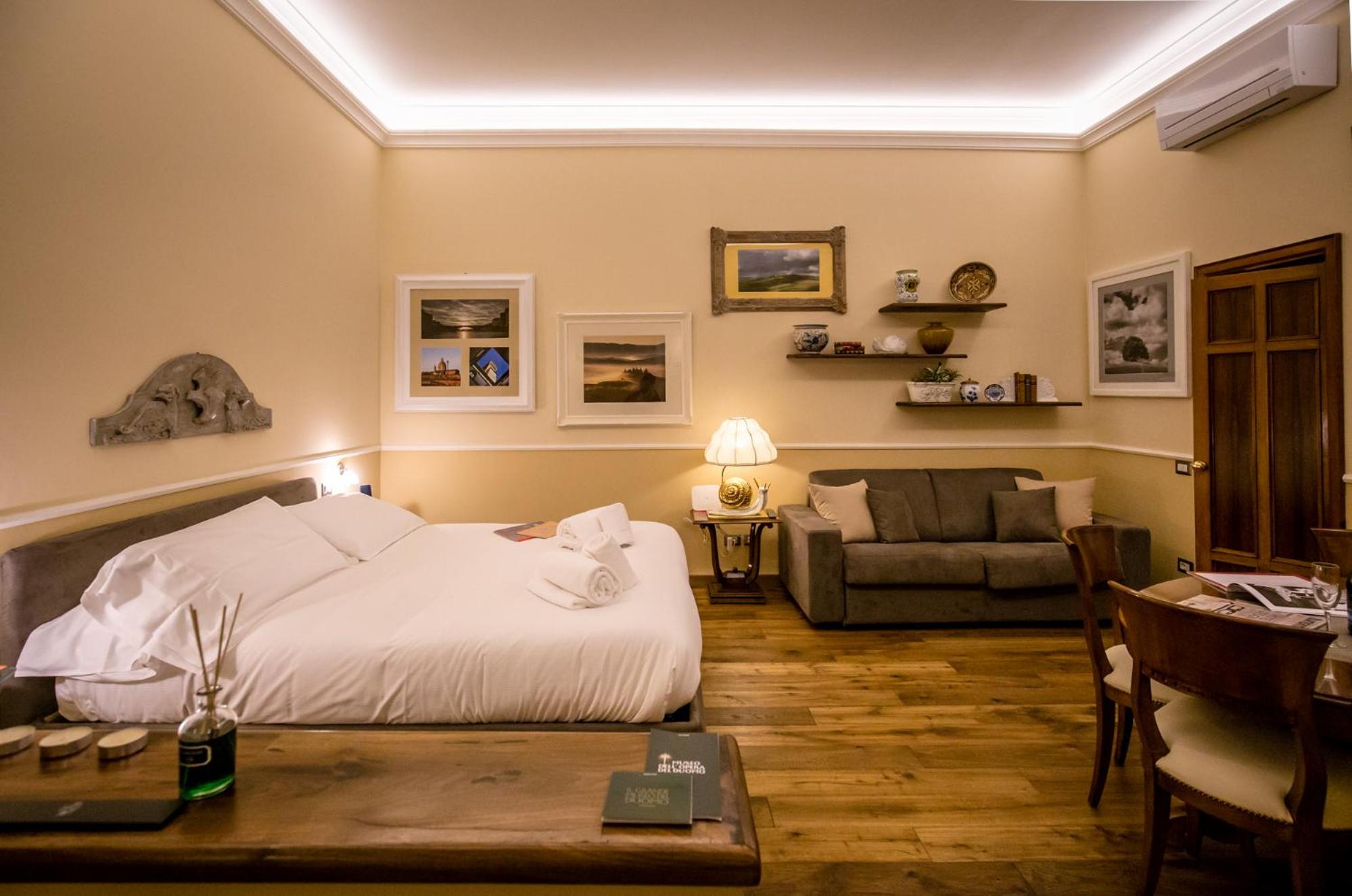 Acacia Firenze -Timo