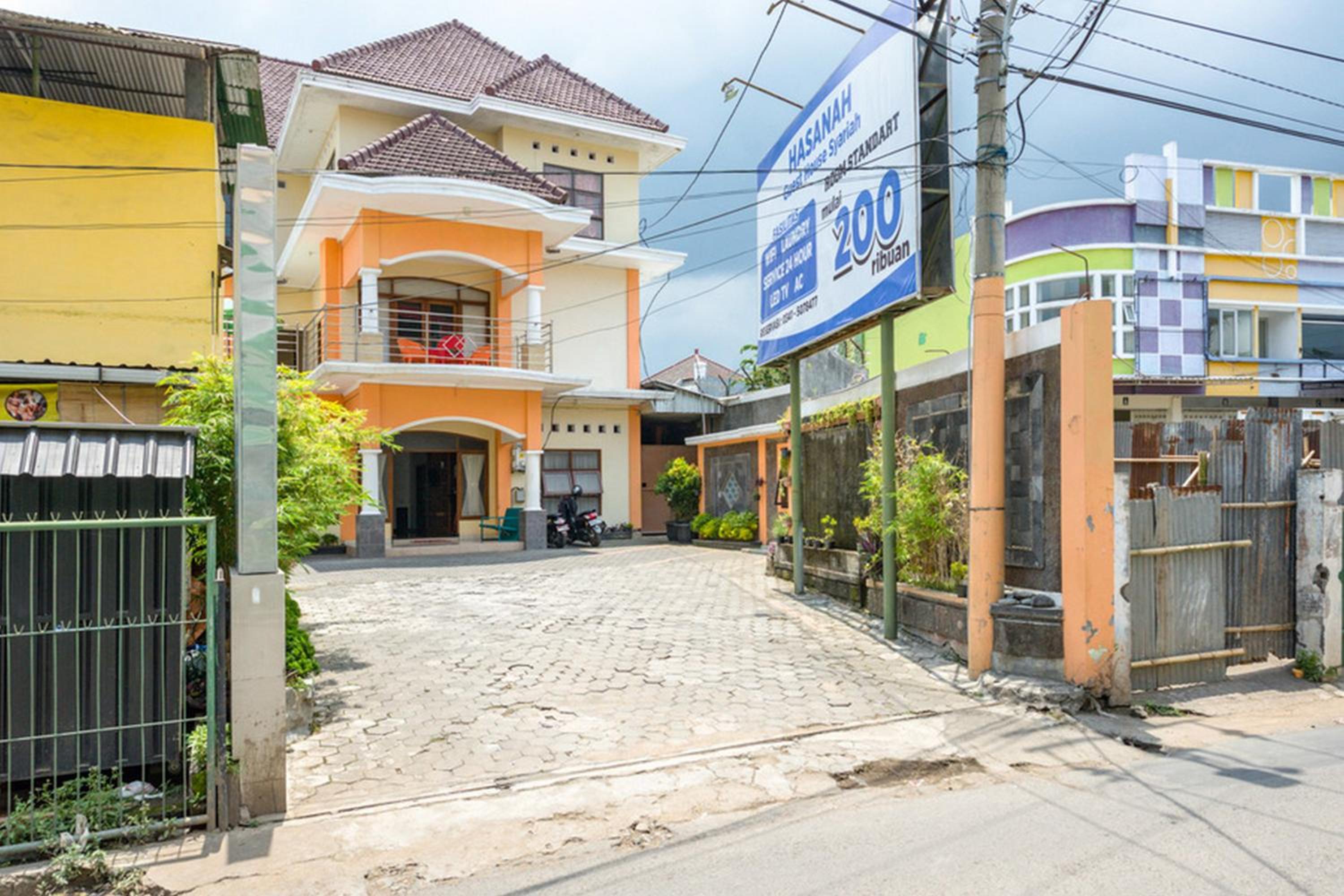 RedDoorz Syariah @ Jalan Simpang Gajayana view 3
