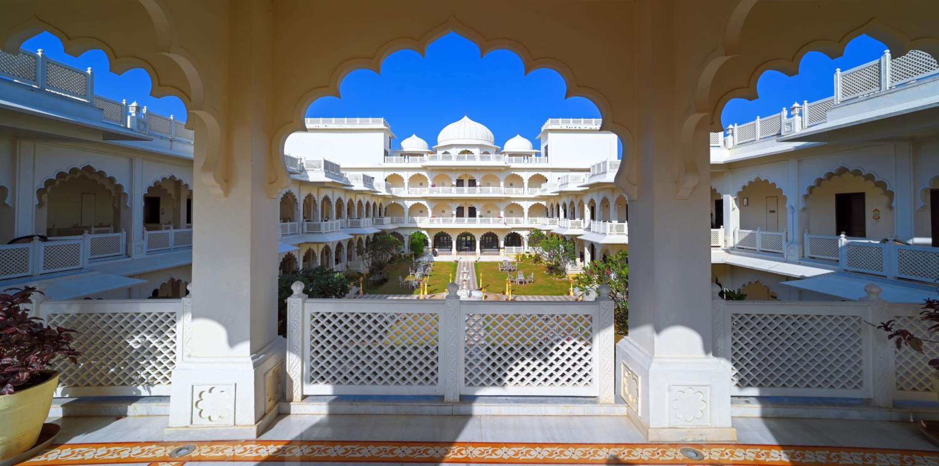 Anuraga Palace
