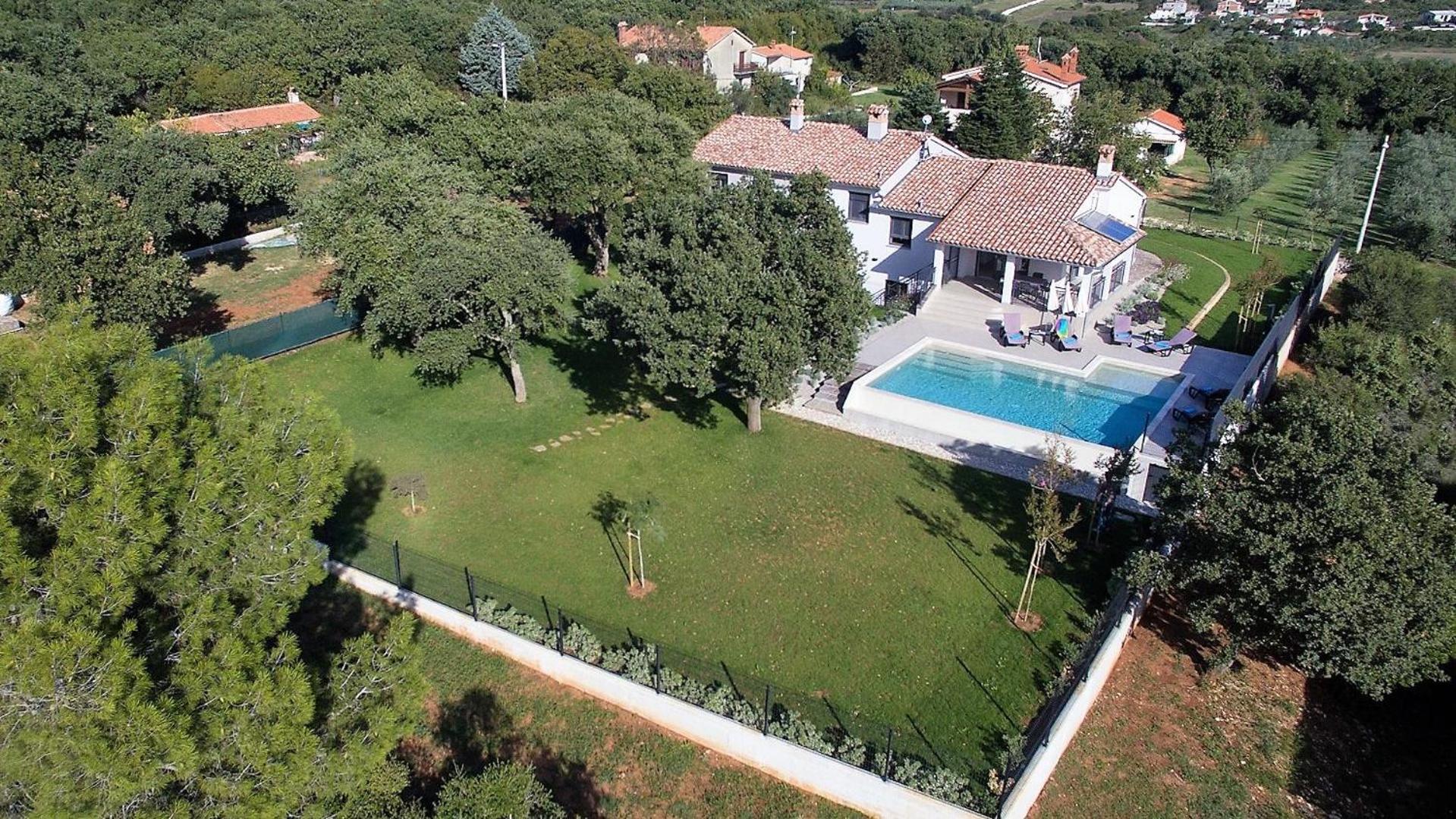 Charming villa Monte Uliveto with private pool in Pula