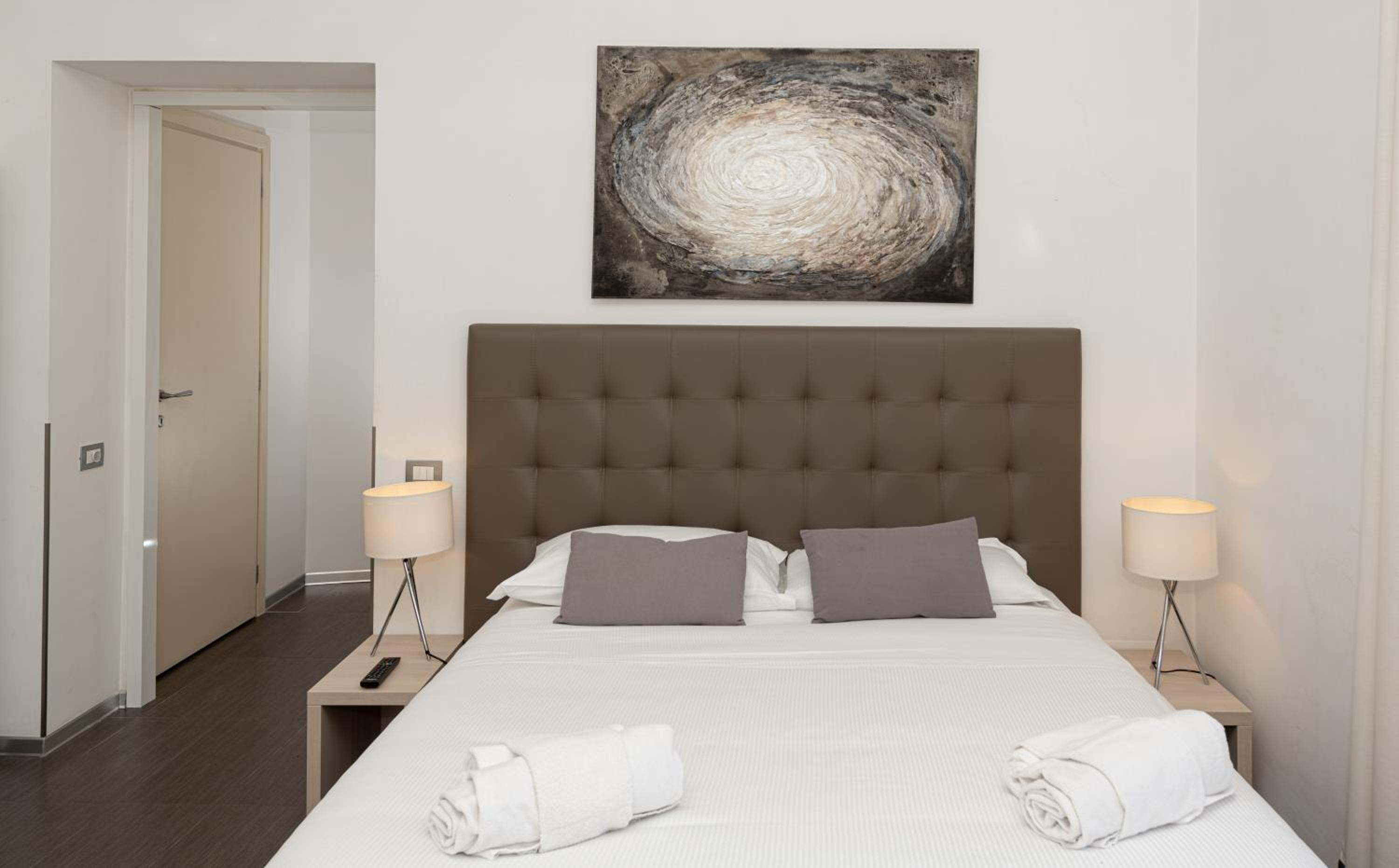 Suite Deal
