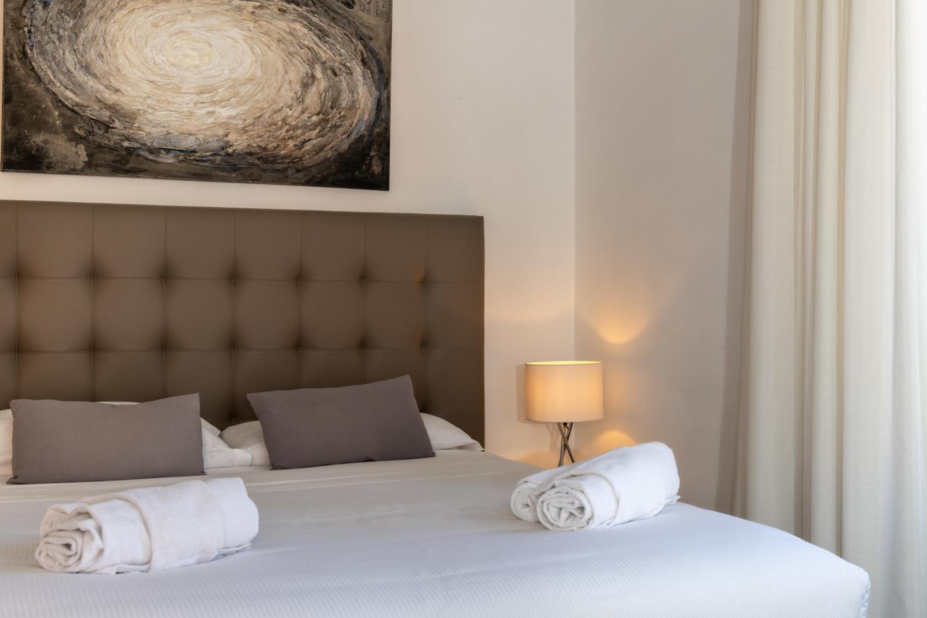 Suite Deal
