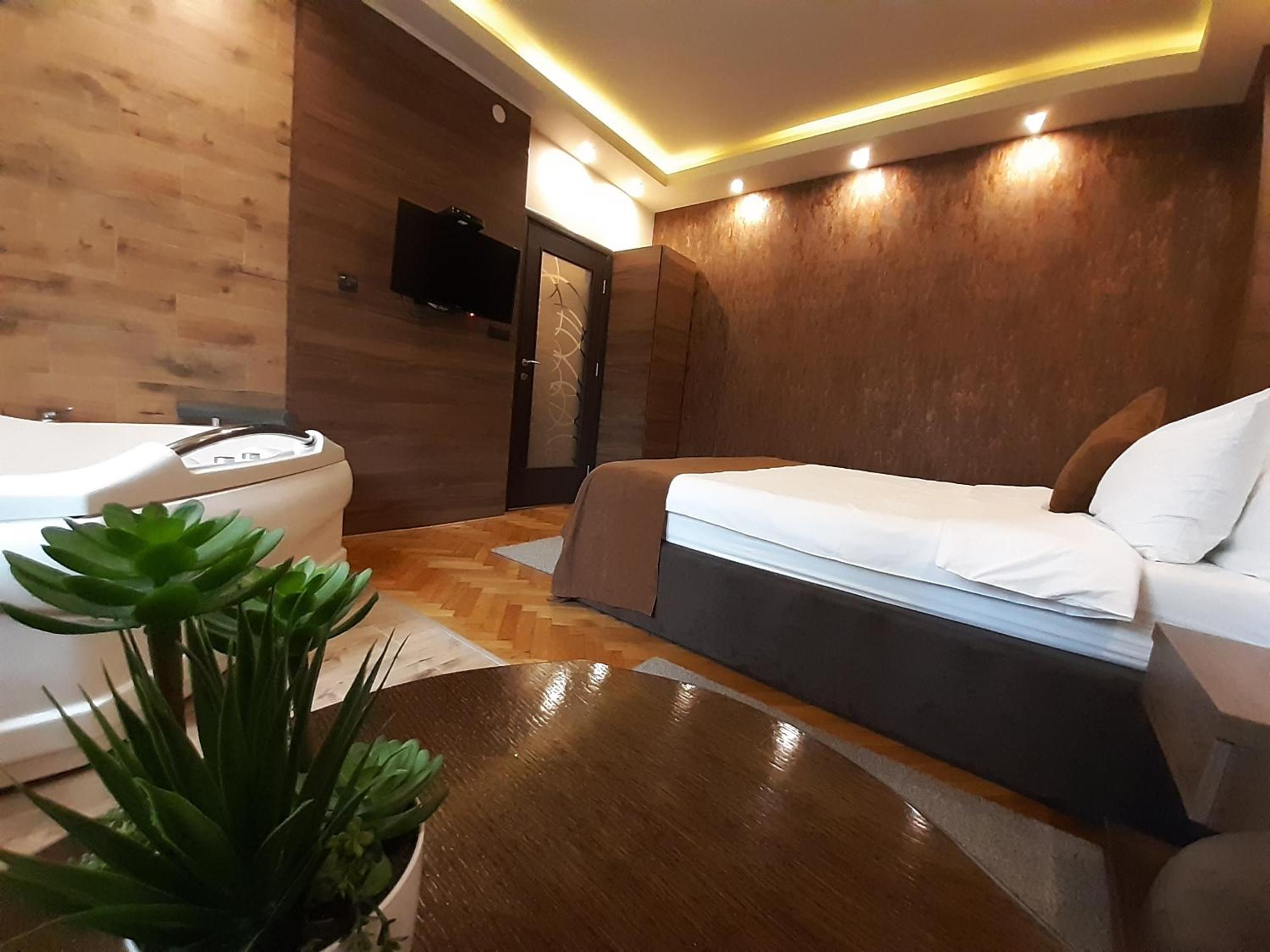 Stan na Dan Apartman D Lux Jacuzzi view 2