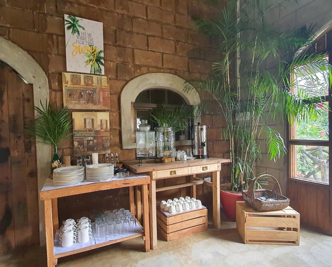 Spacio Caliraya Bed & Breakfast