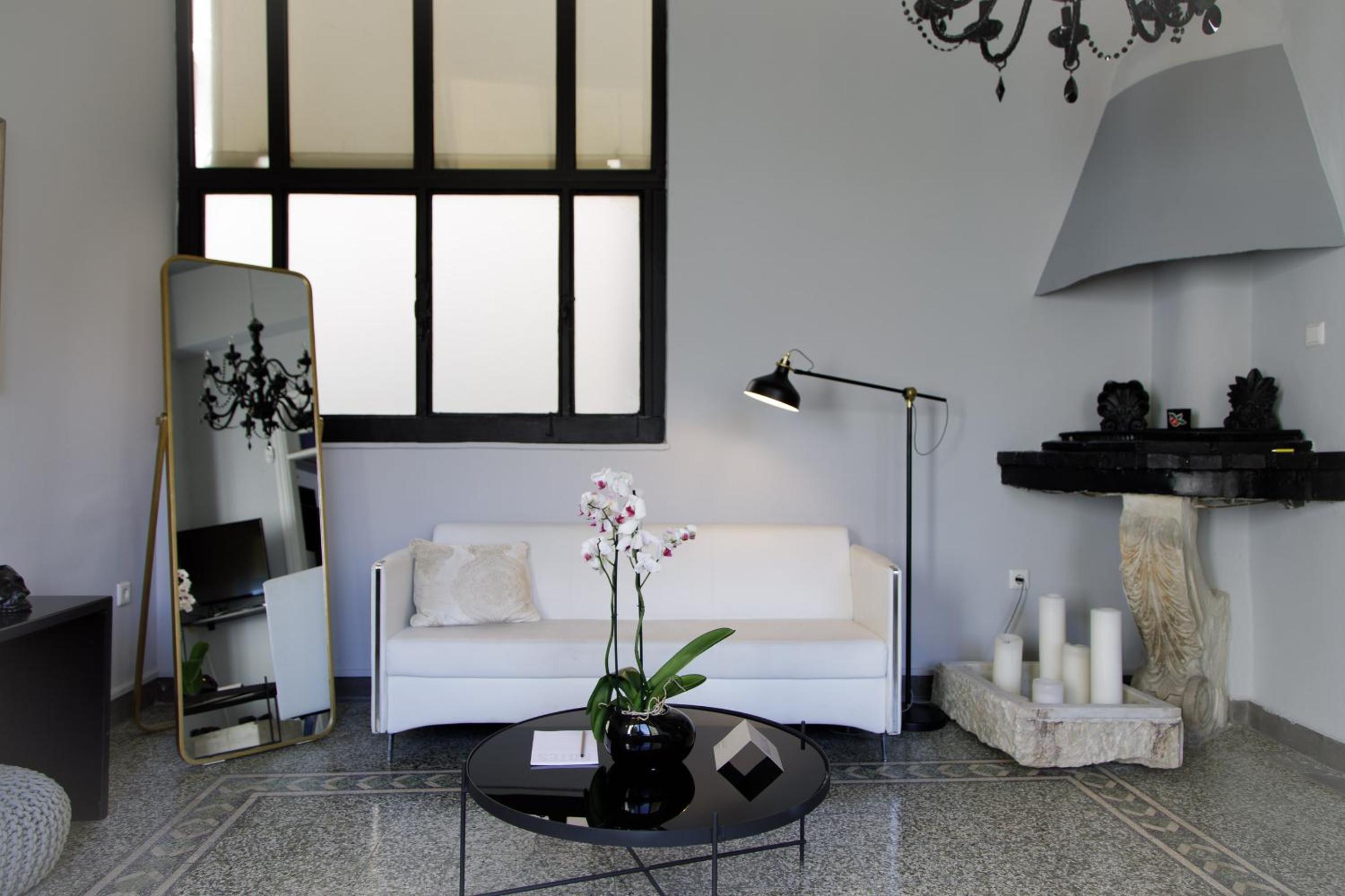 Soho-Soho Apartments