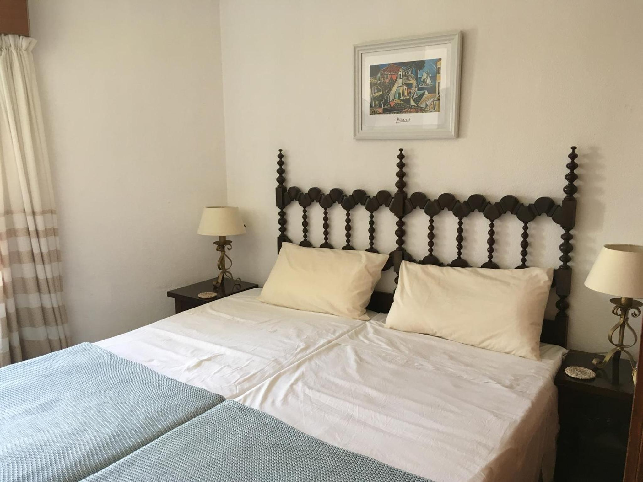 First Line to beach, sea view, sleeps 4 view 5