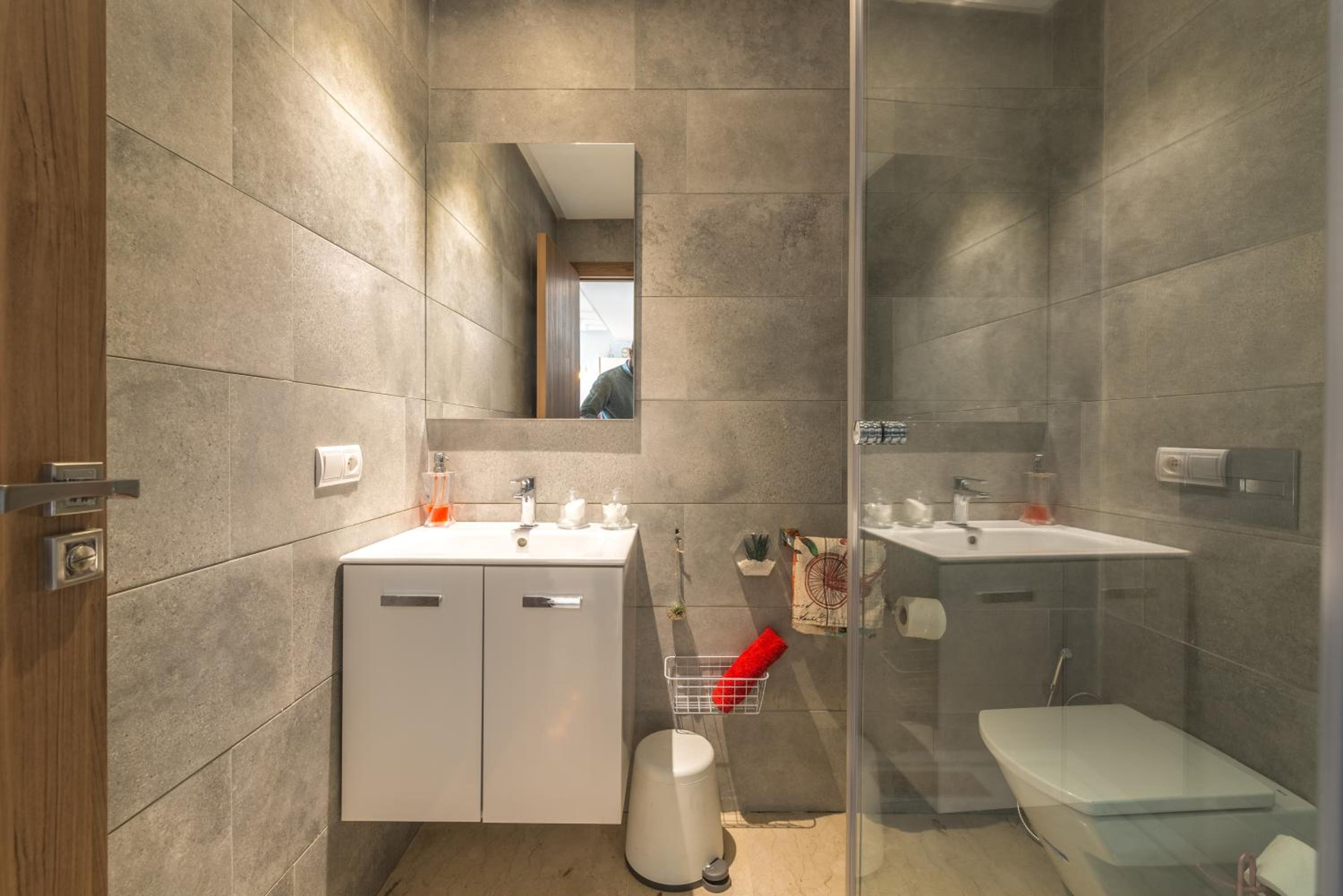 COMFORTABLE & ELEGANT FLAT IN A LIVELY PLACE by ShortstayMaroc view 5