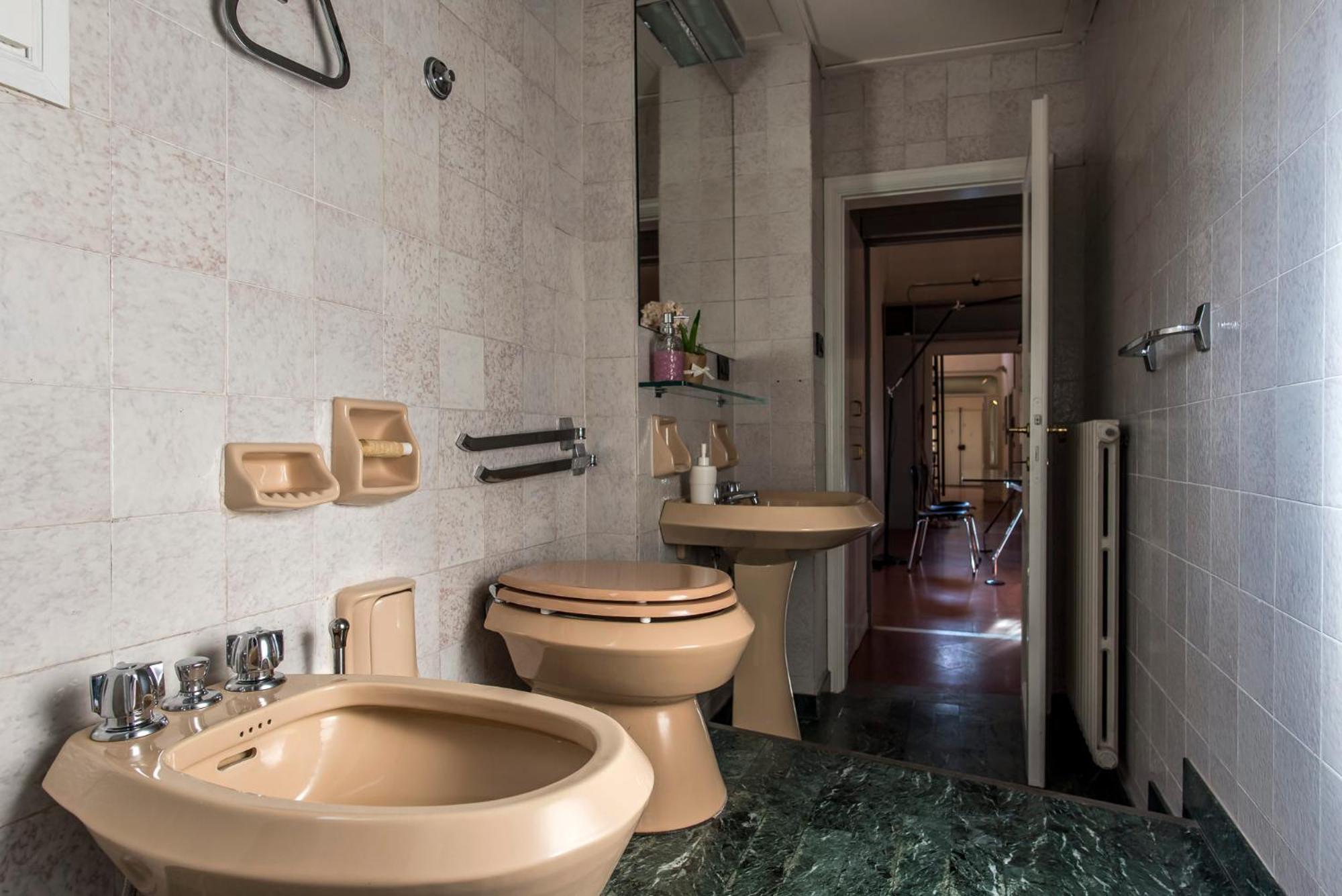 Ricasoli Apartment en Florence — bathroom