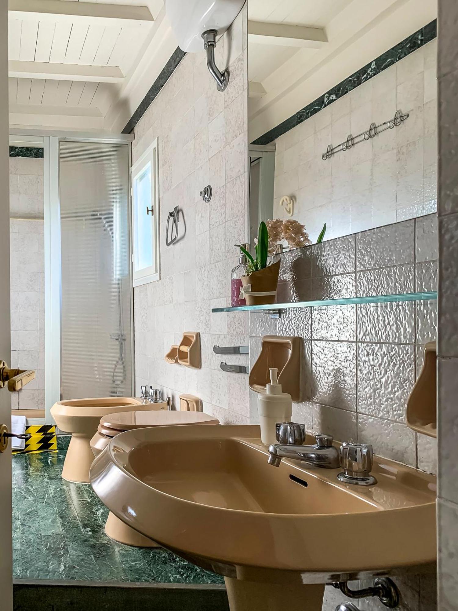 Ricasoli Apartment en Florence — bathroom