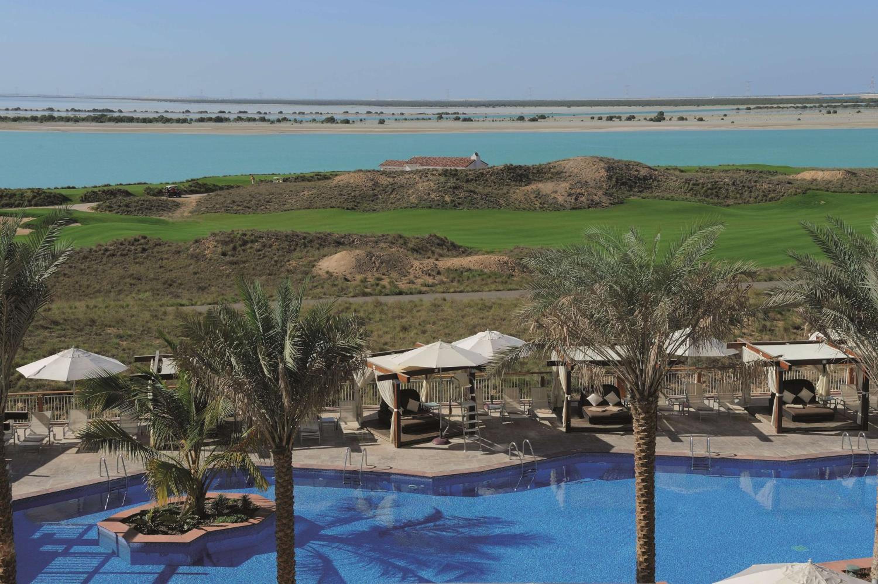 Yas Plaza Mangroves by IHG
