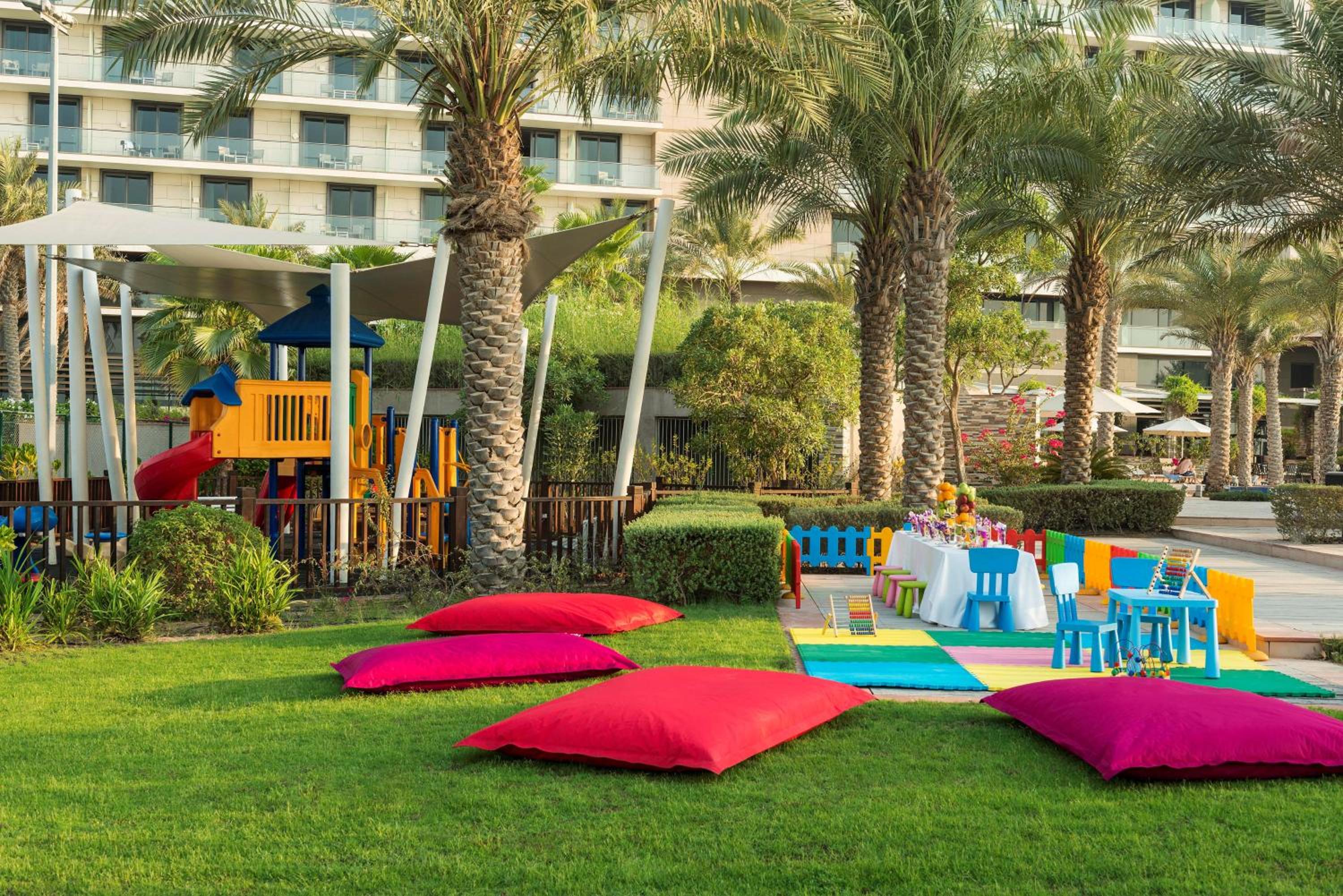 Yas Plaza Mangroves by IHG