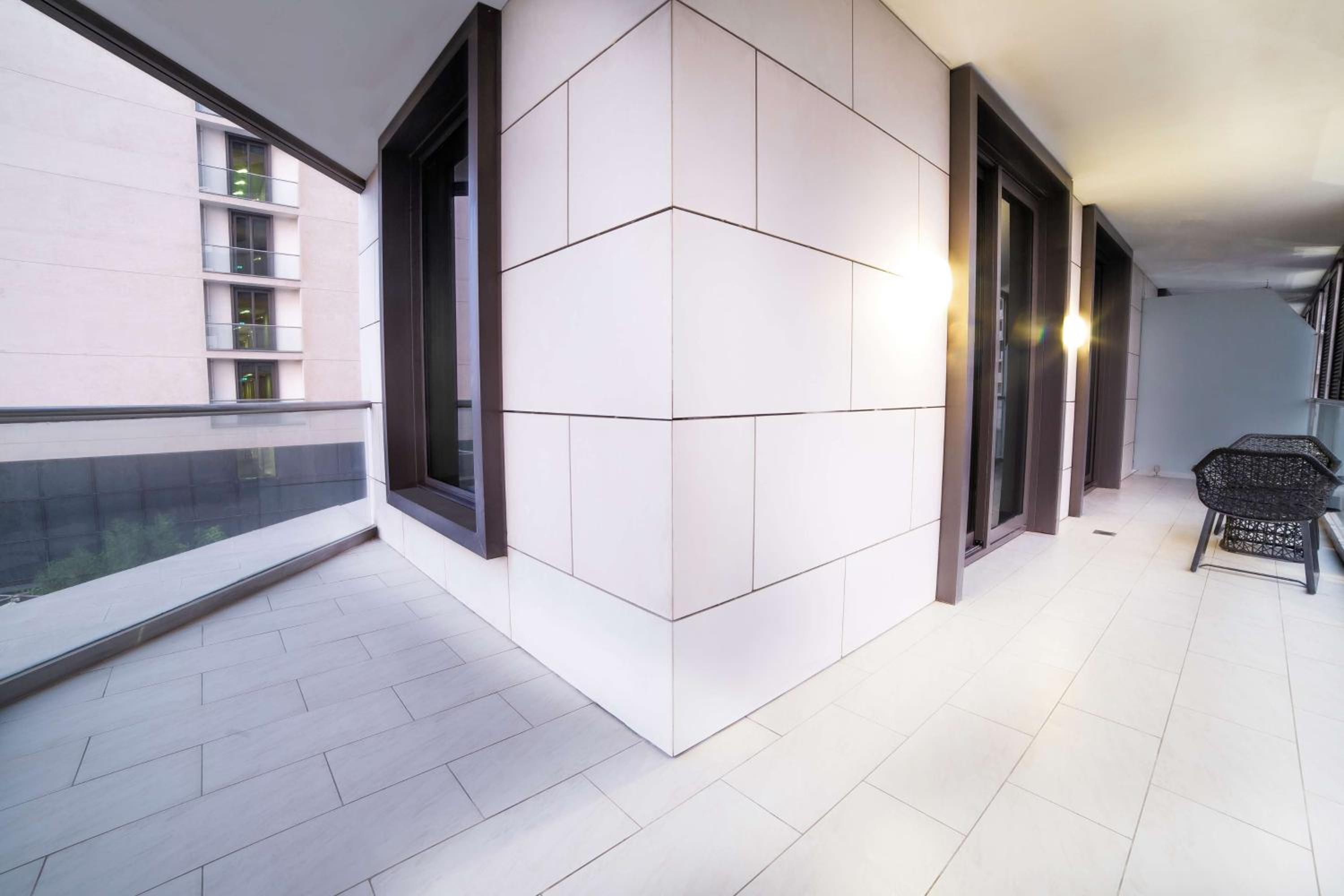 Yas Plaza Mangroves by IHG