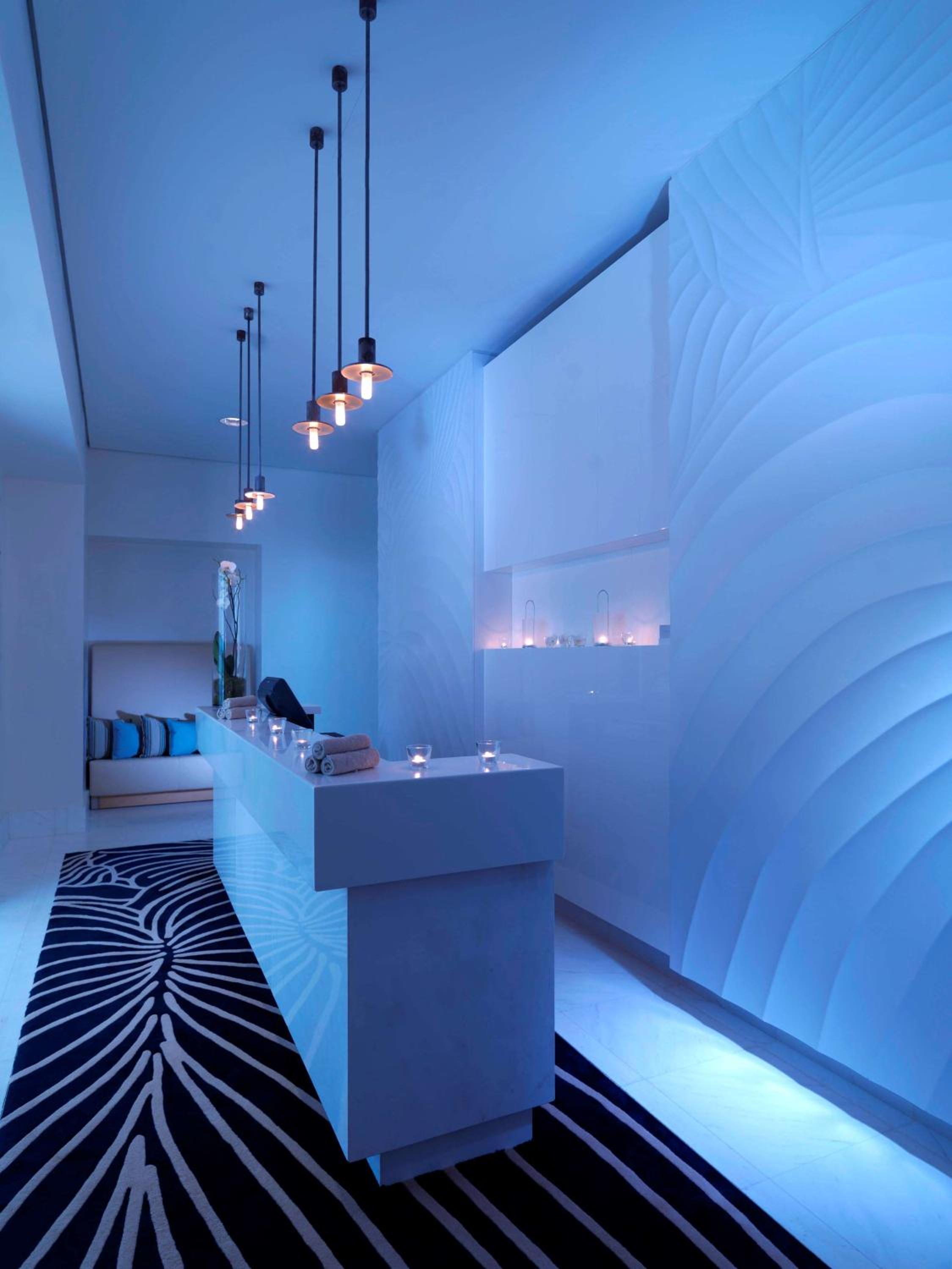 Yas Plaza Mangroves by IHG