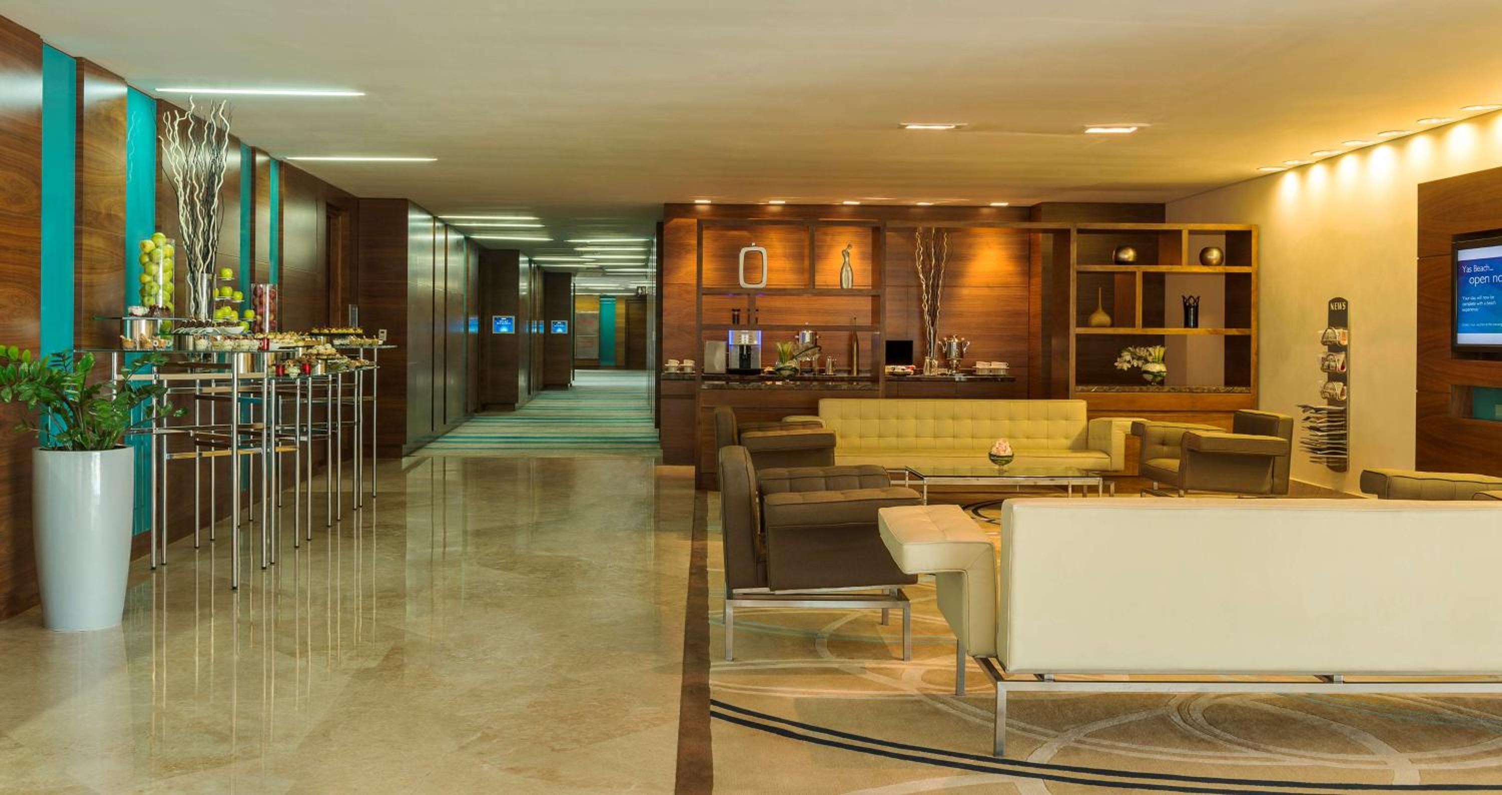 Yas Plaza Mangroves by IHG