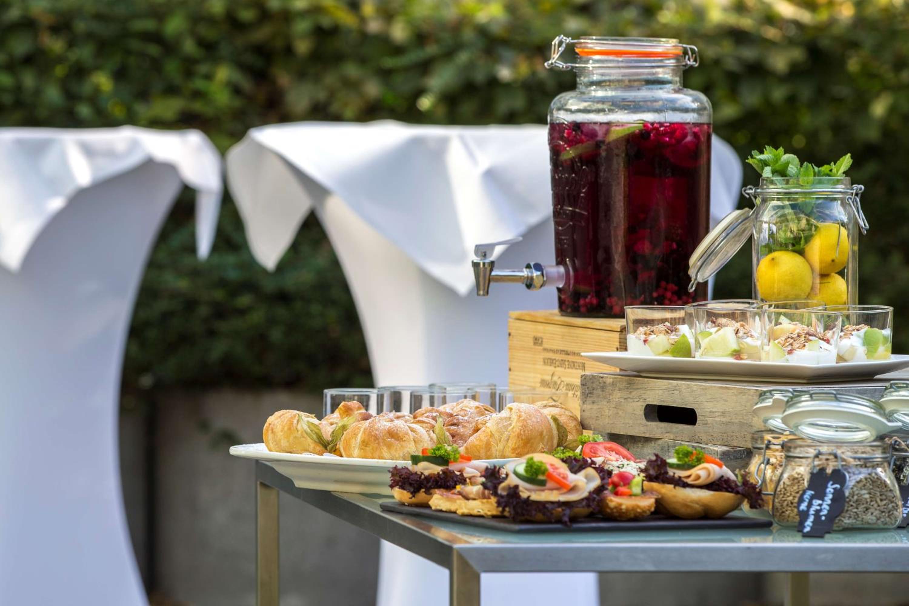 Linz Vacations - Park Inn by Radisson Linz - Property Image 65