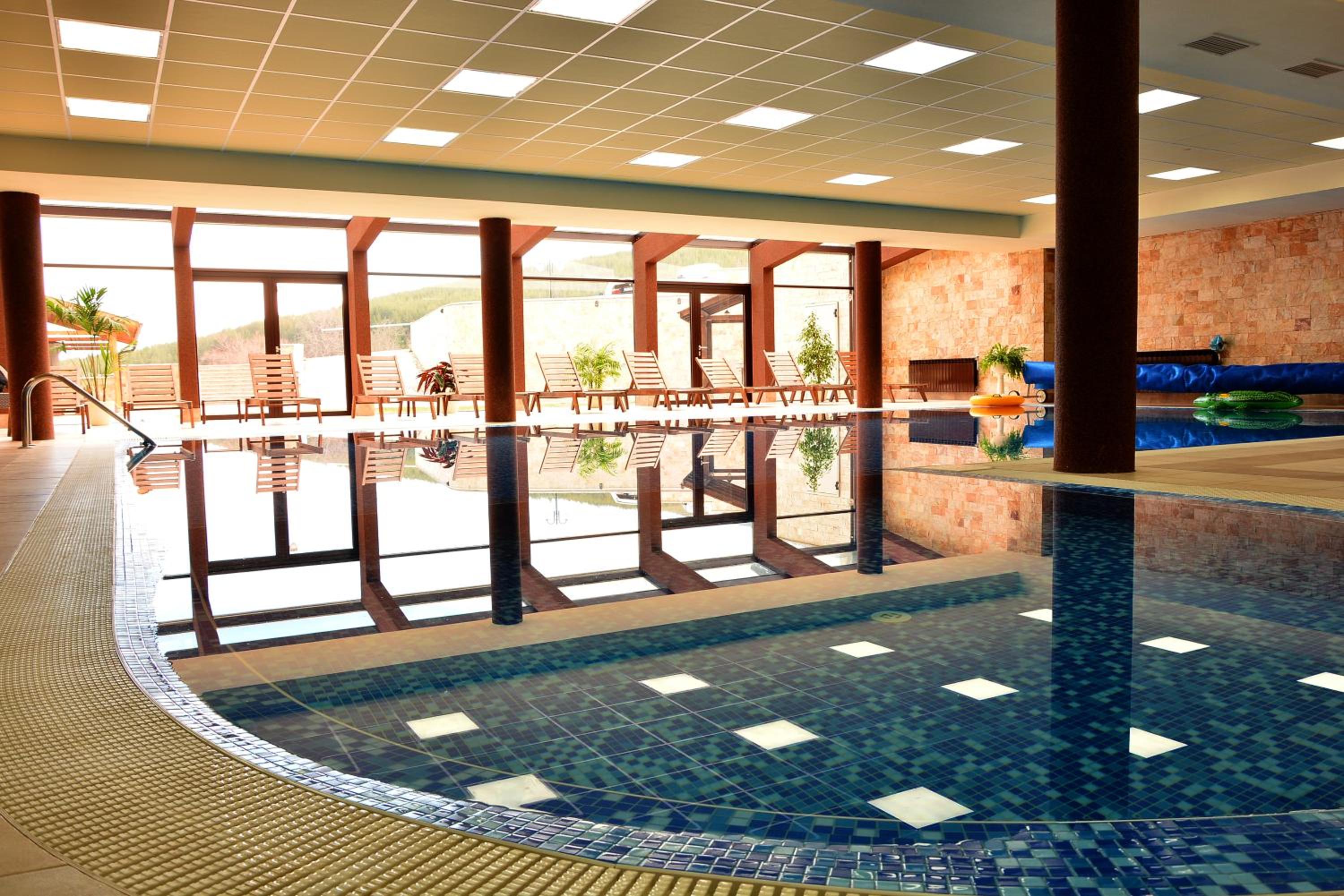 Bansko Vacations - Royal Bansko - Half Board Plus All Inclusive Light - Hot Pool Jacuzzis - Property Image 38