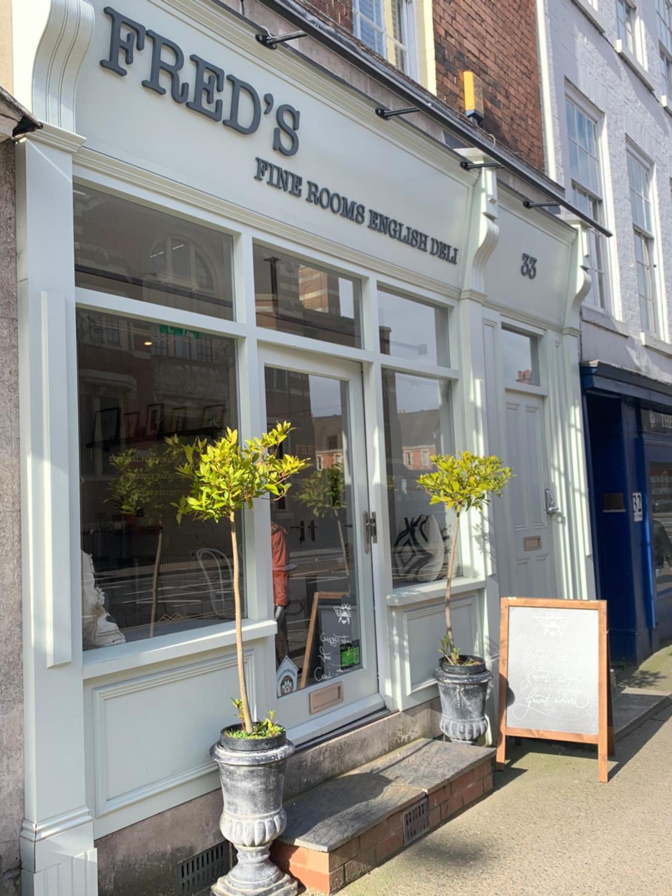 Worcester Vacations - Upstairs at 33 - Self check in boutique accommodation in Worcester Centre - Property Image 9