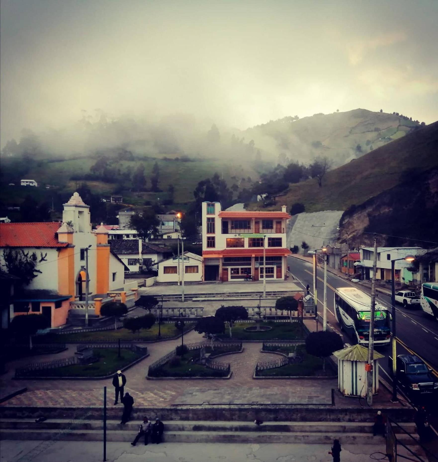 Lagoon Hotel Chugchilan