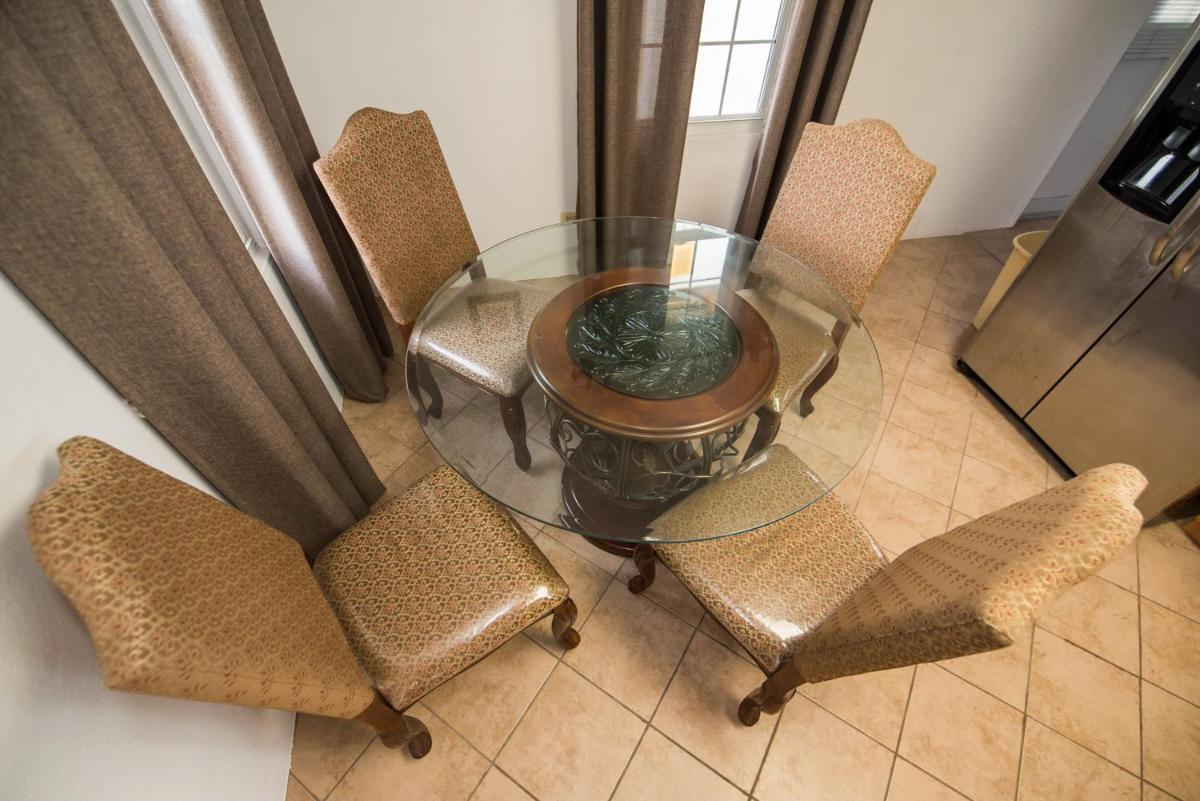 Windsong Guest Apartments - Property Image 16