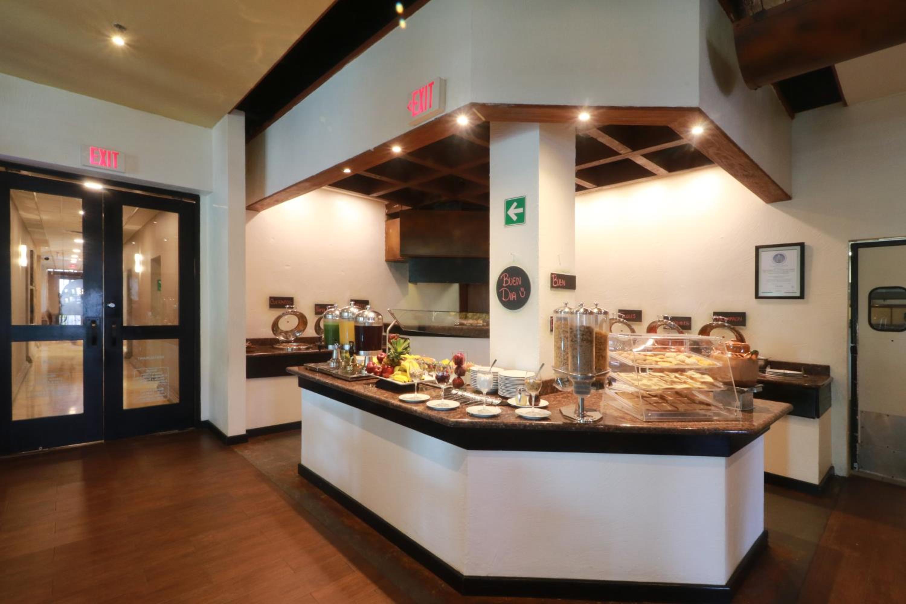 Reynosa Vacations - Holiday Inn Reynosa Industrial Poniente, an IHG Hotel - Property Image 33
