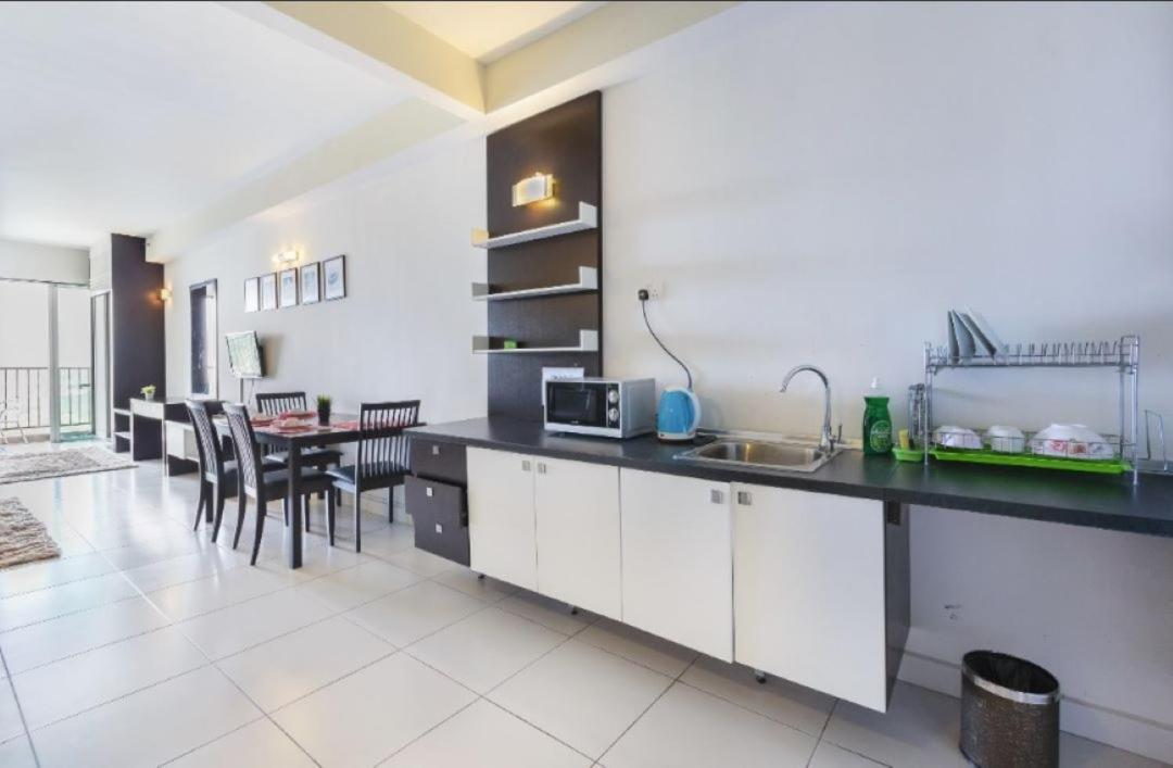 Bayu Marina Residence 3 Mins away Mid Valley Southkey
