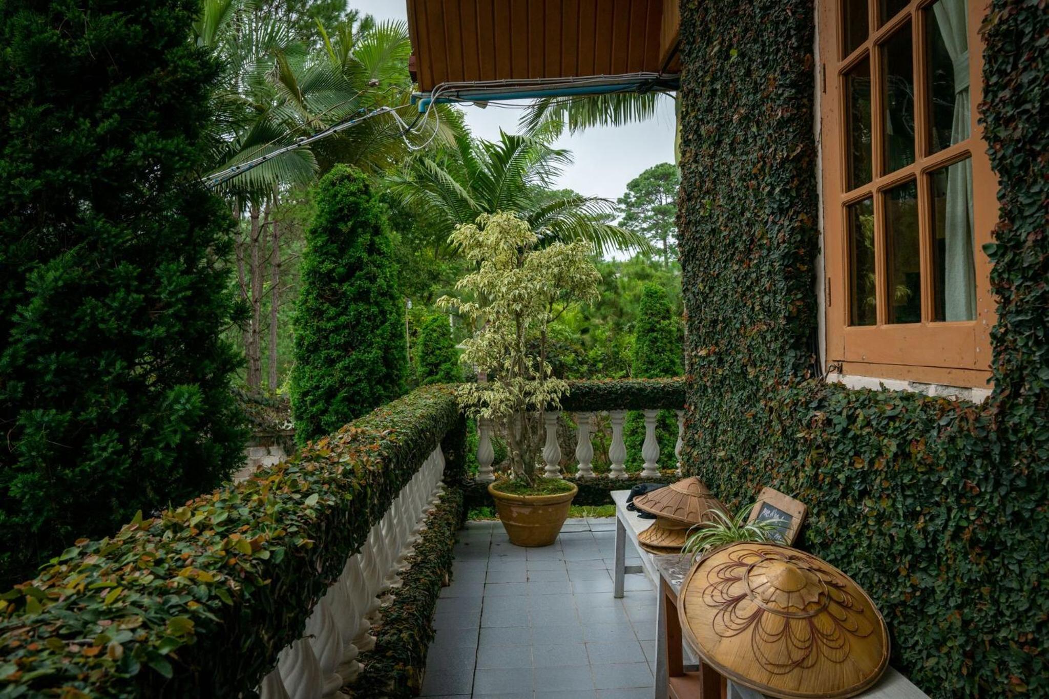 Hillock Villa