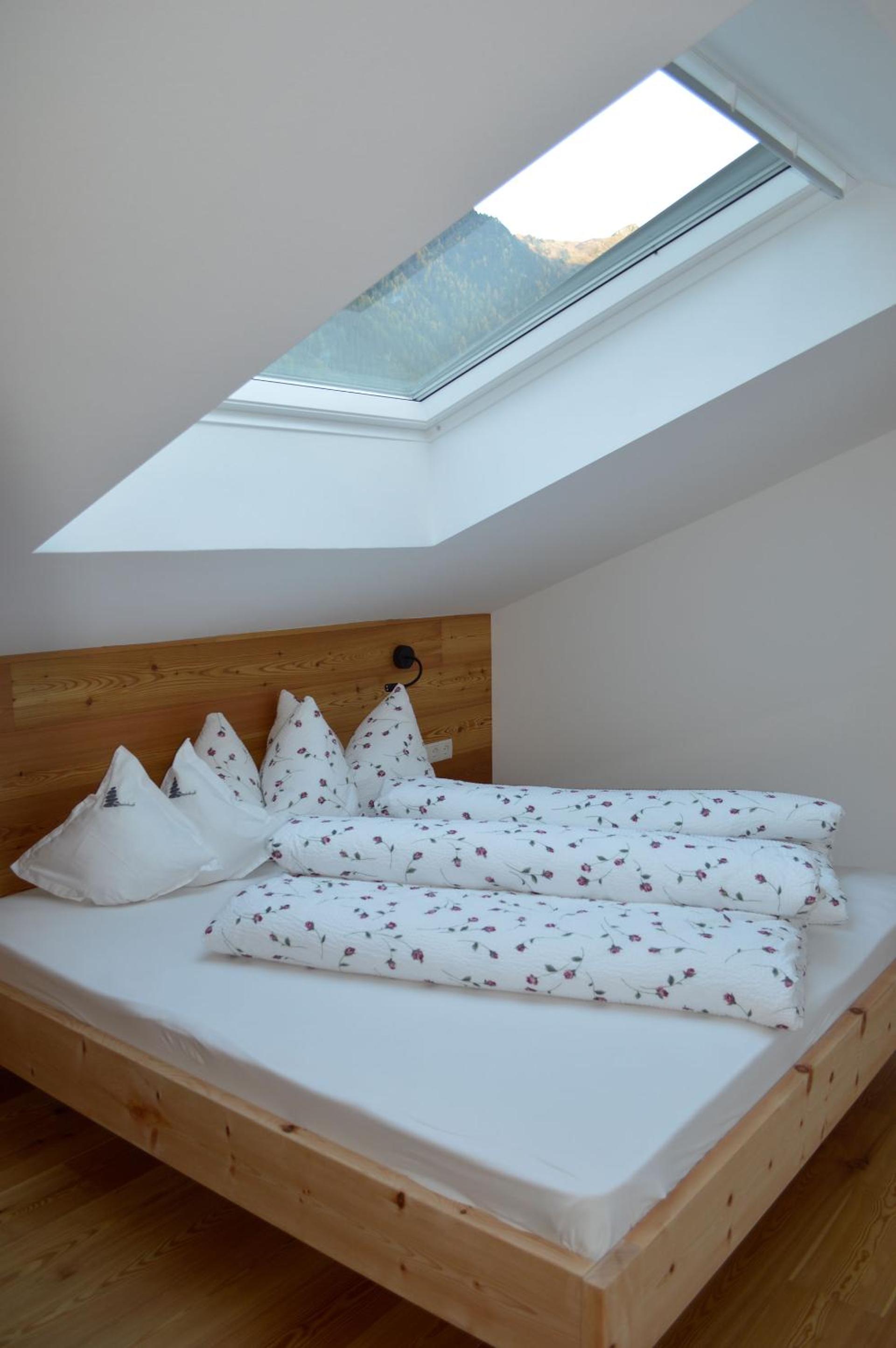 Steinhof en Val di Mezzo — hotel room