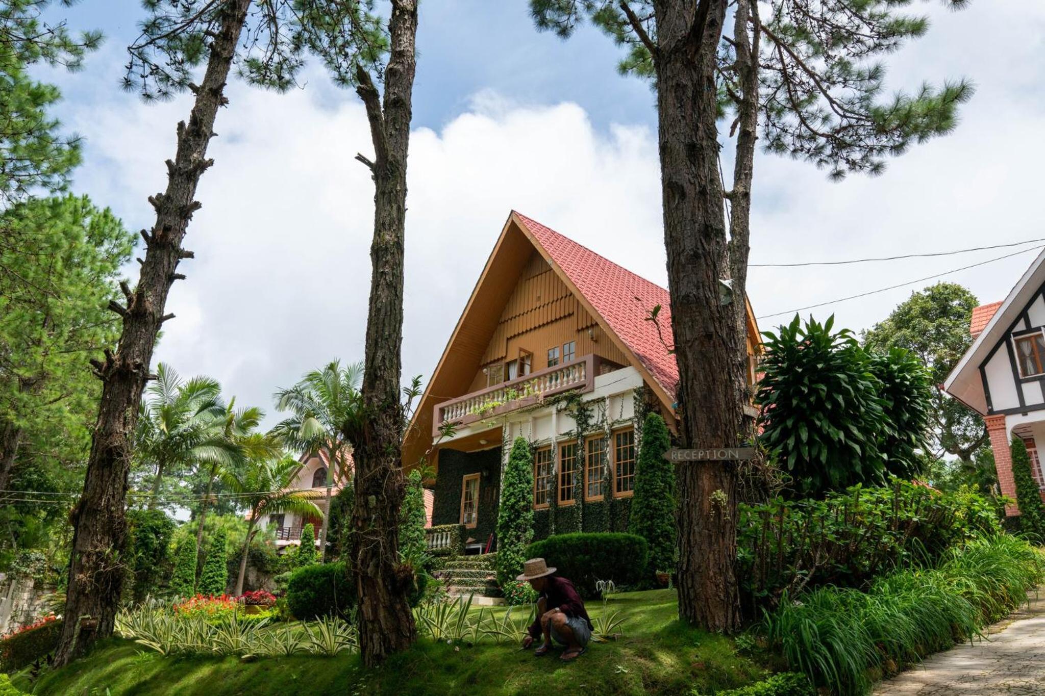 Hillock Villa