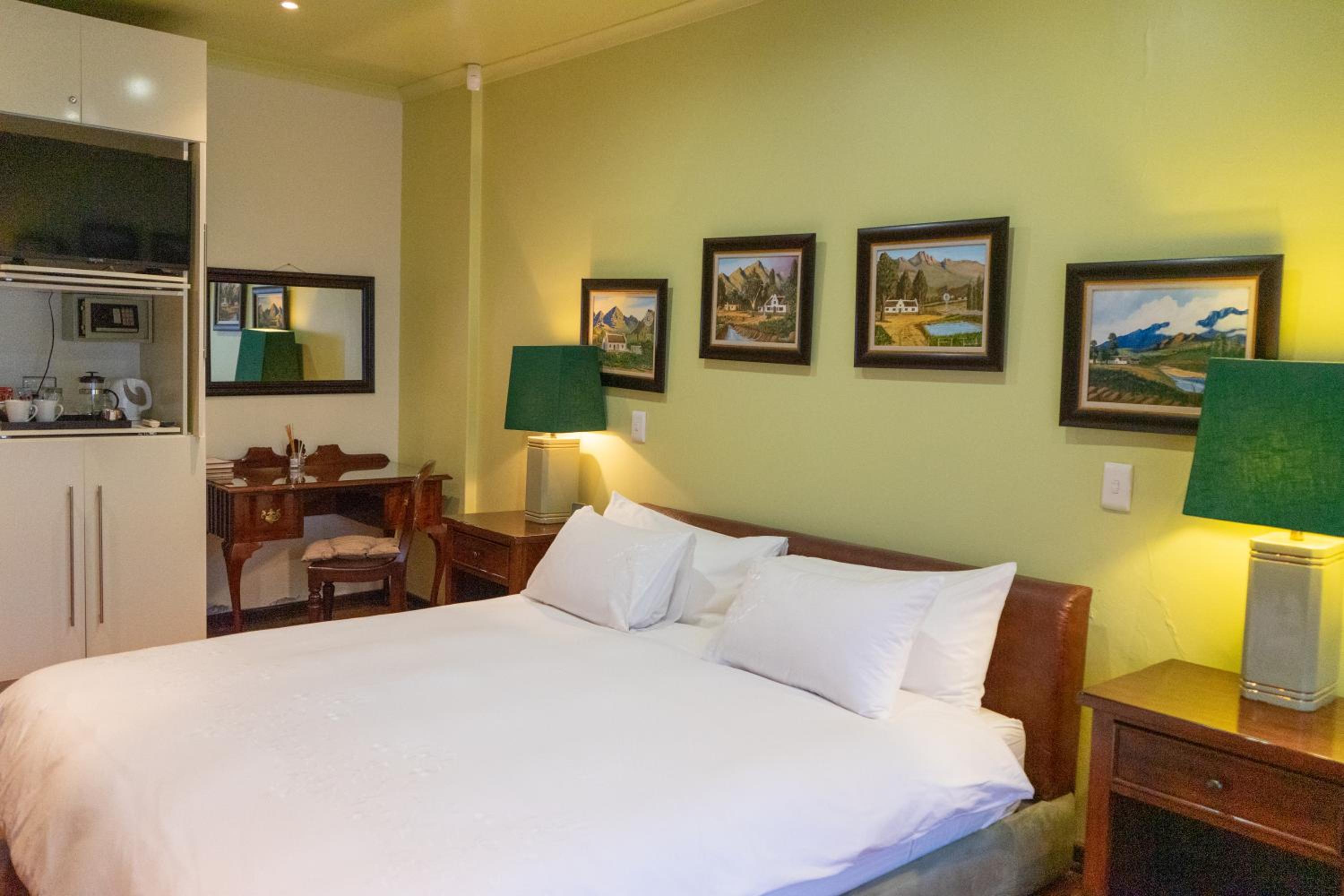 Calitzdorp Country House