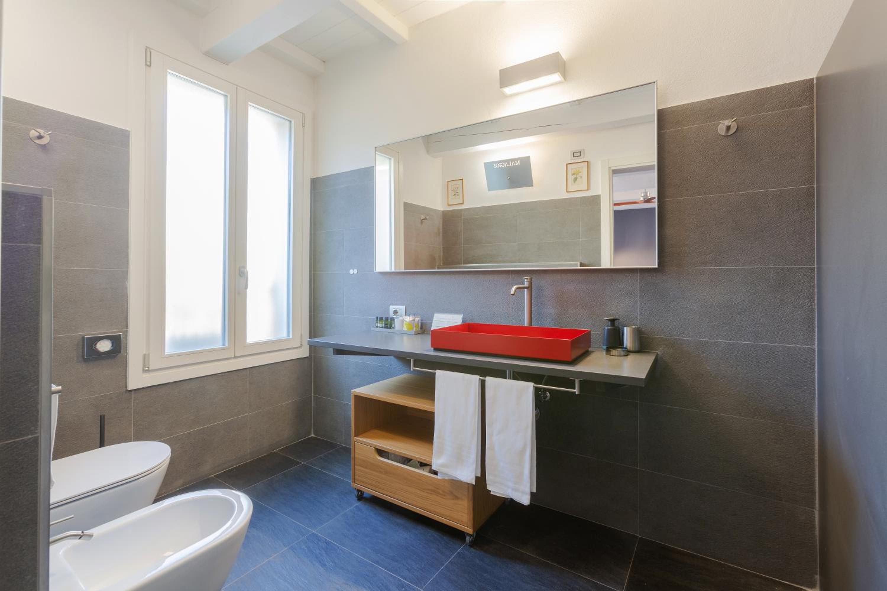 Malagigi Guest House