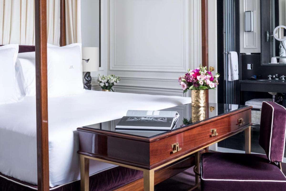 J.K. Place Paris 16