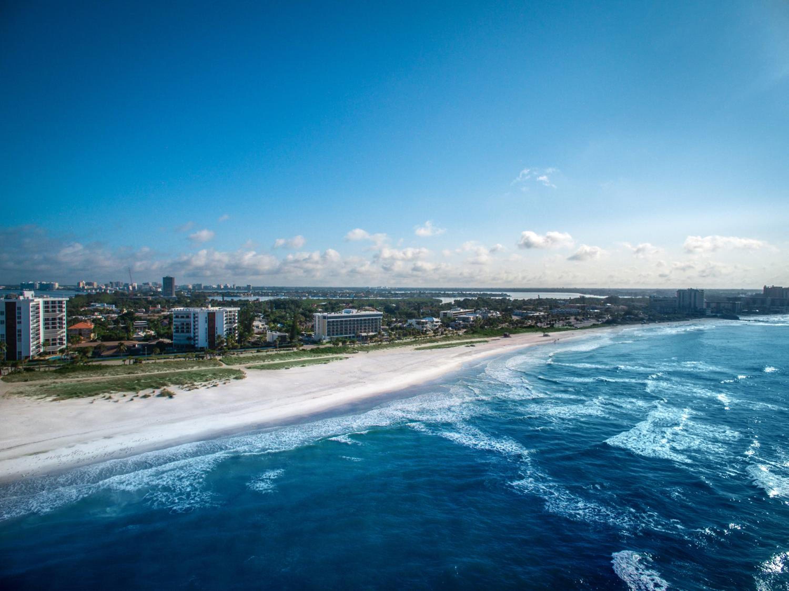 Cirque St Armands Beachside view 4