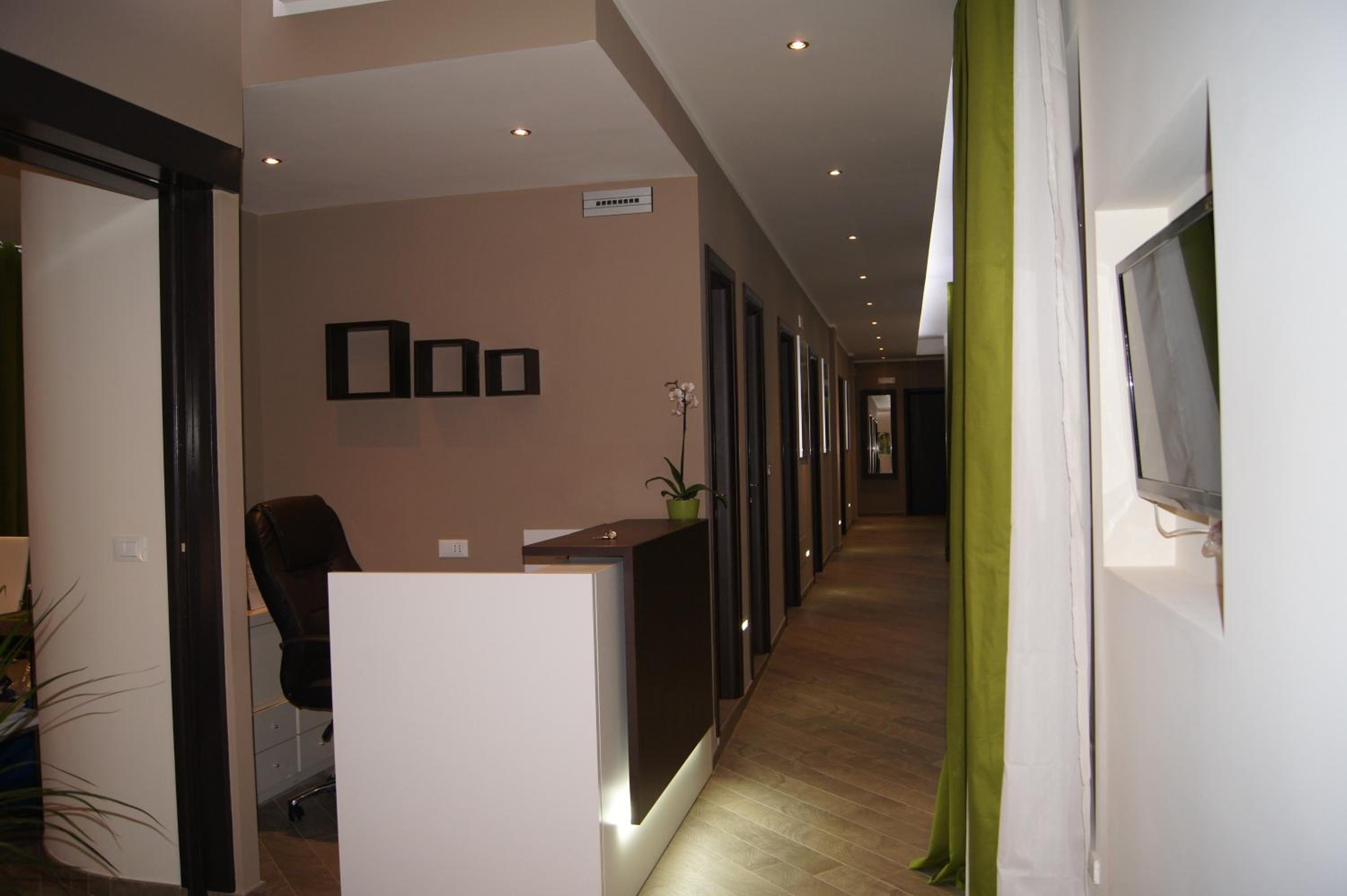 Mia Suites